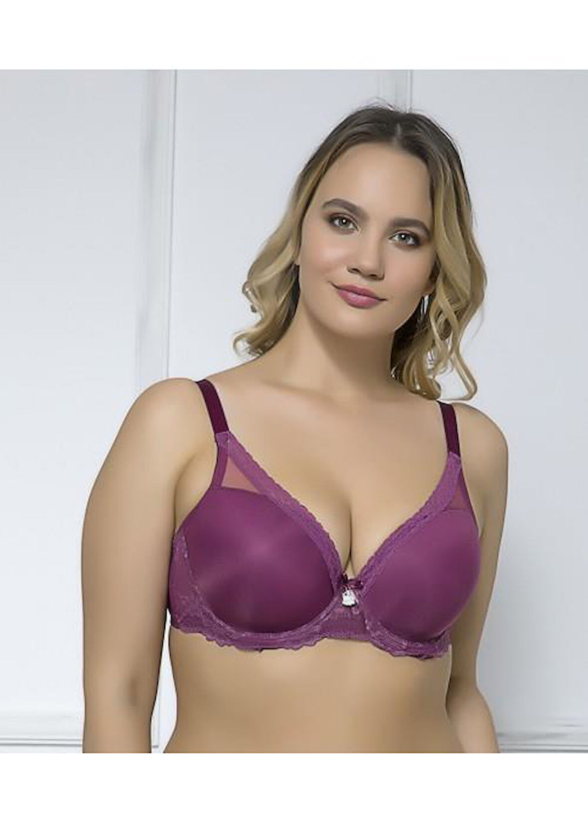 Moonlight 2147 Mor Balenli İnce Süngerli Toparlayıcı Sütyen 