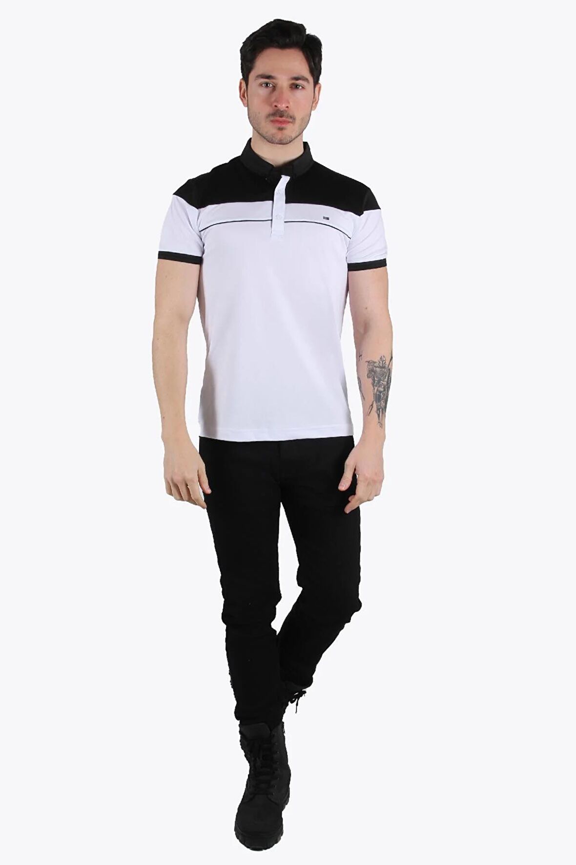 3714 Parçalı Ayaklı Yaka T-shirt