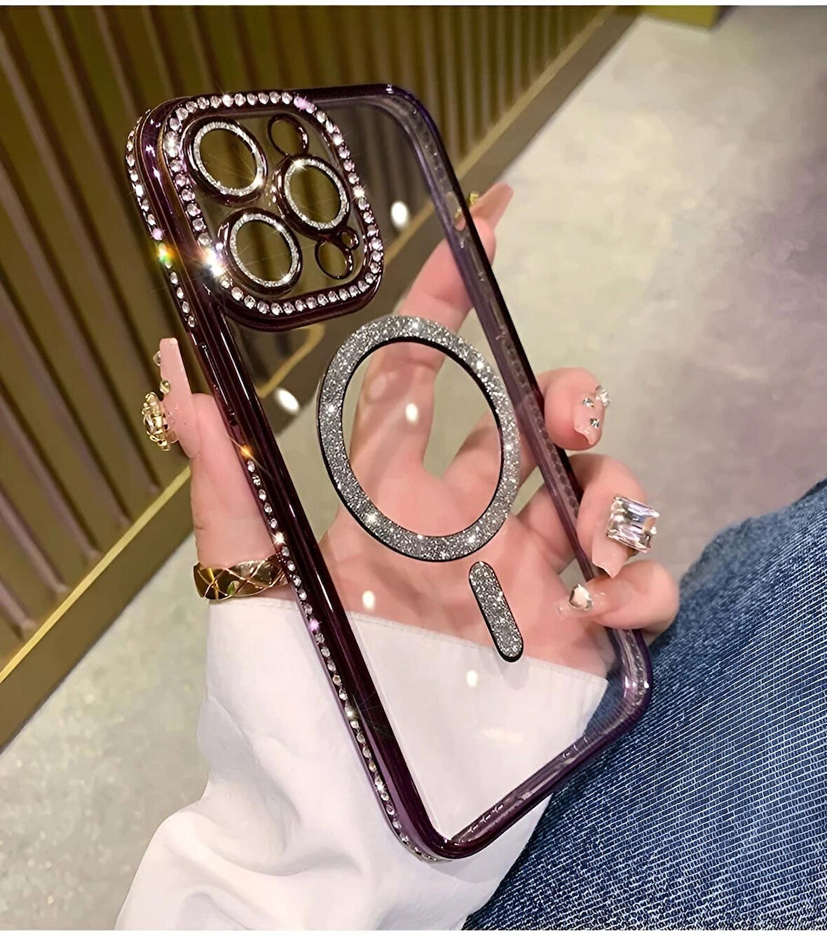 Iphone 15 Pro Uyumlu Şeffaf Taşlı MagSafe Özellikli Kılıf