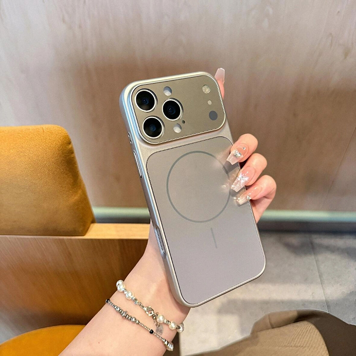  iPhone 15 ProMax Uyumlu MagSafe Özellikli 17 Görünümlü Kamera Korumalı ''AG Glass'' Premium Kılıf