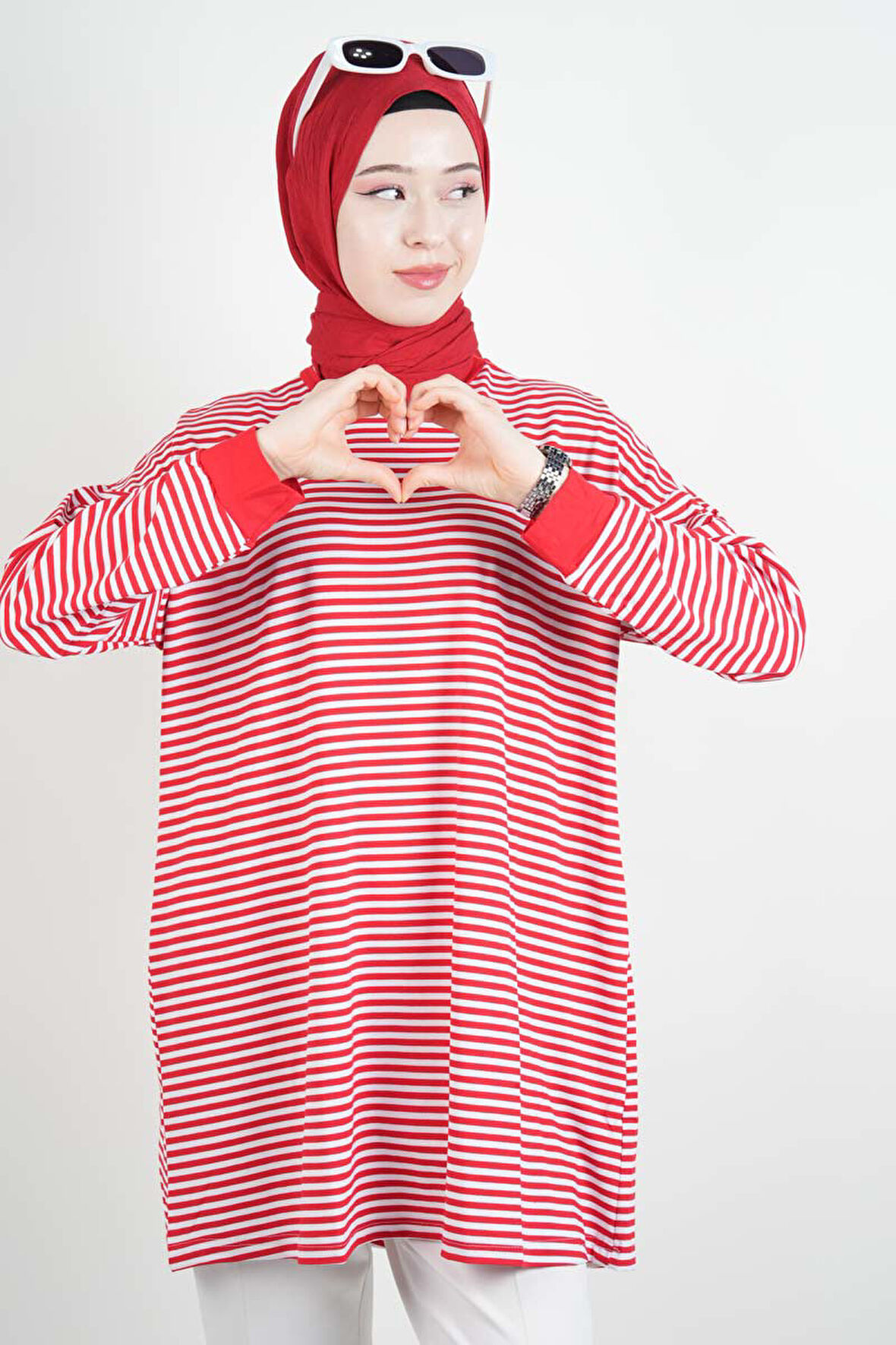 Tesettür Tunik İnce Çizgili Penye Tunik Kırmızı