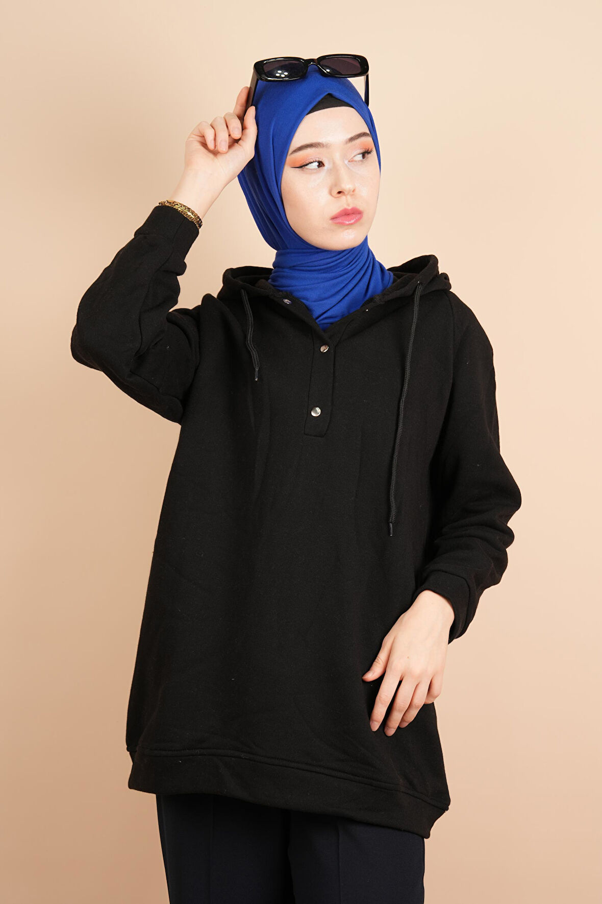 Kapüşonlu Sweat Yarım Çıtçıt Detaylı Sweat Siyah