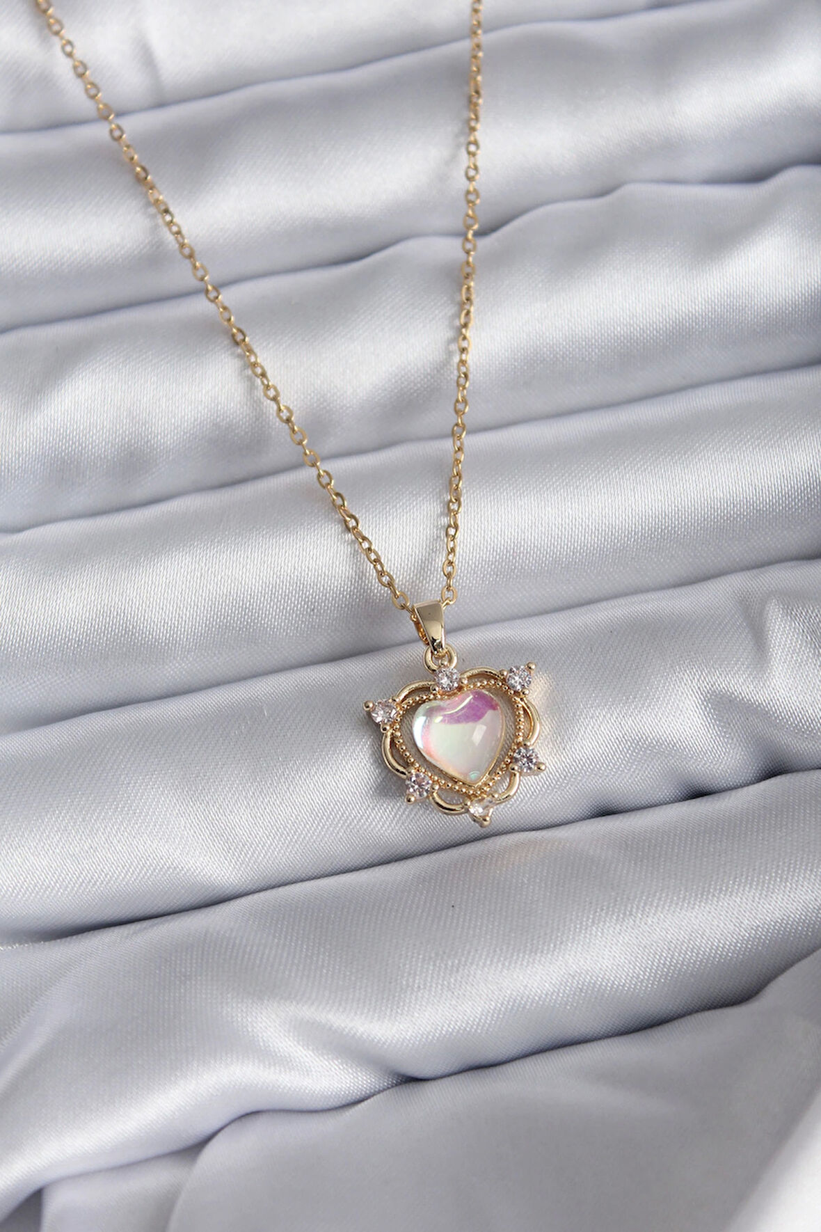 HediyeMarketim  Çelik Zincir Gold Renk Kalp Kadın Kolye