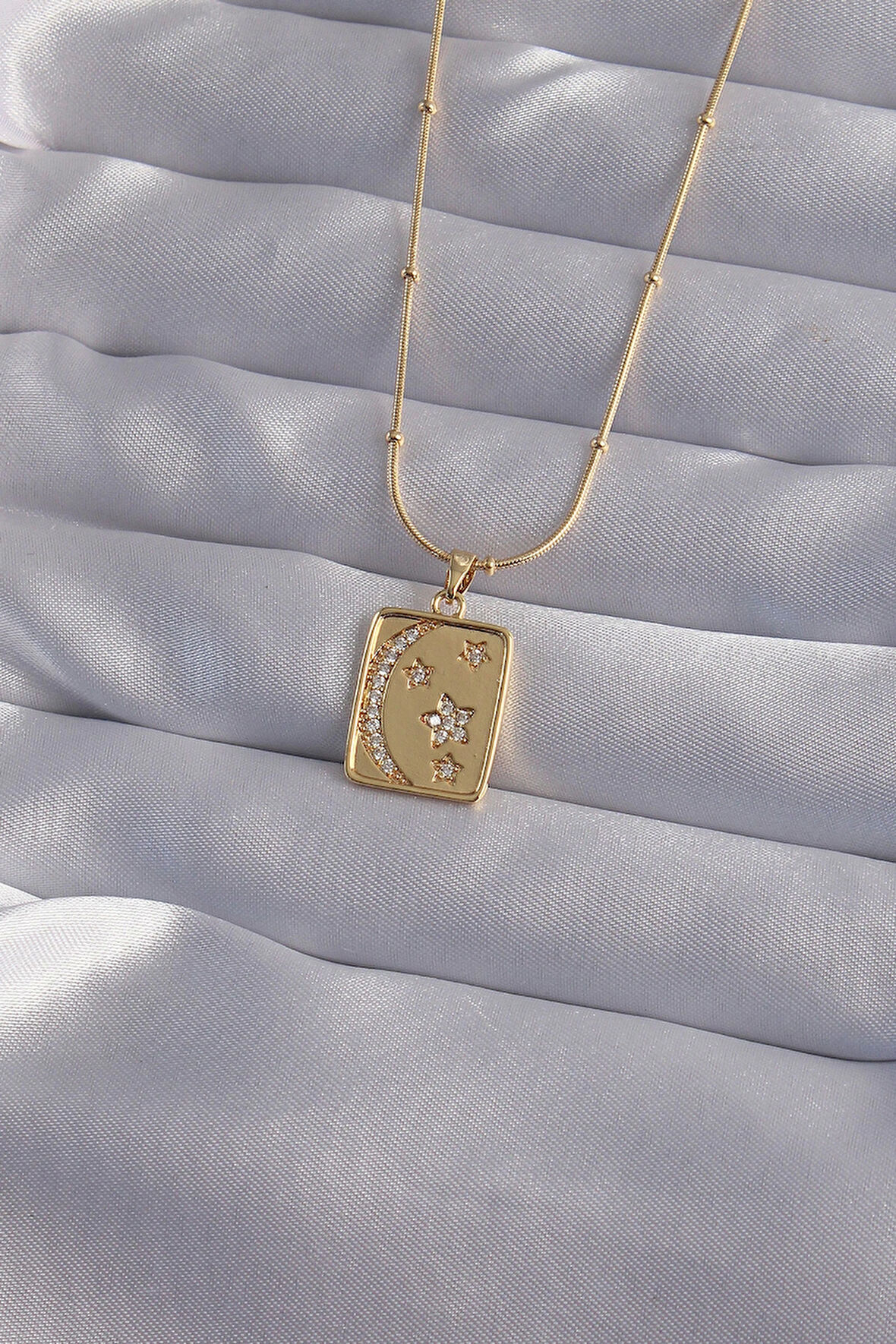 HediyeMarketim  Çelik Zincir Gold Renk Zirkon Taşlı Ay Yıldız Figürlü Tarot Kolye