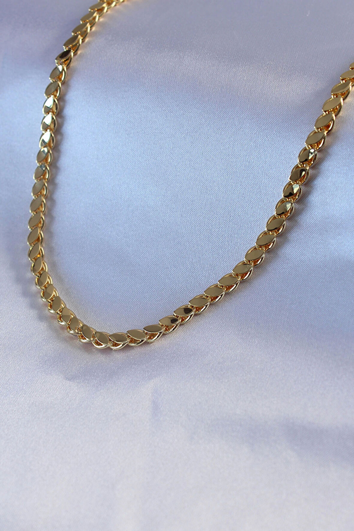 HediyeMarketim  Çelik Gold Renk 60 cm Arpa Zincir Model Kadın Kolye