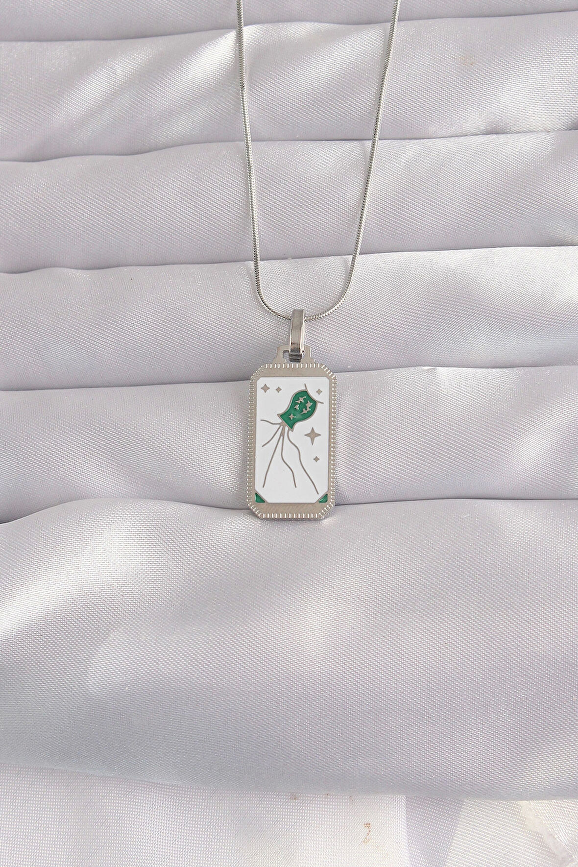 HediyeMarketim  Çelik Gümüş Renk Beyaz Mineli Tarot Kolye