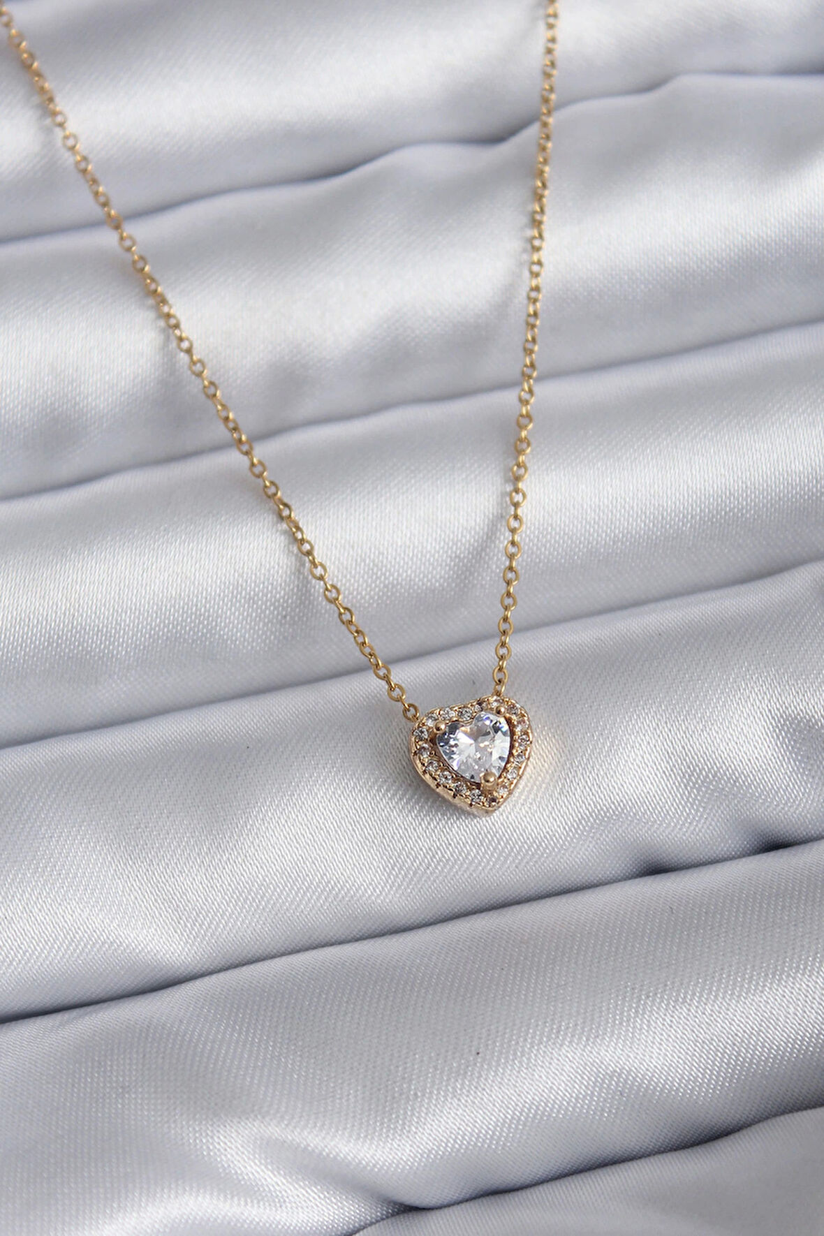 HediyeMarketim  Çelik Zincir Gold Renk Charm Kadın Kolye
