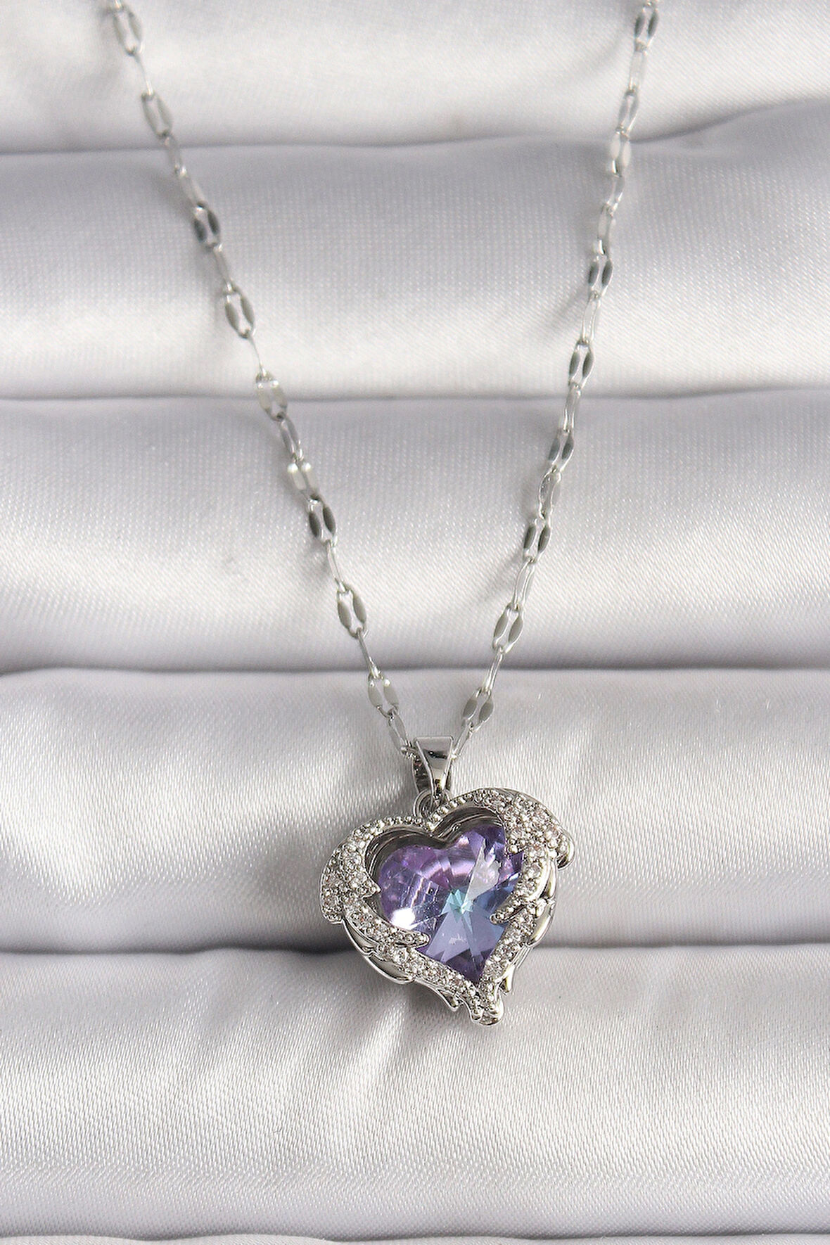 316L Çelik Gümüş Renk Zirkon Taşlı Mor Kalp Model Kadın Kolye