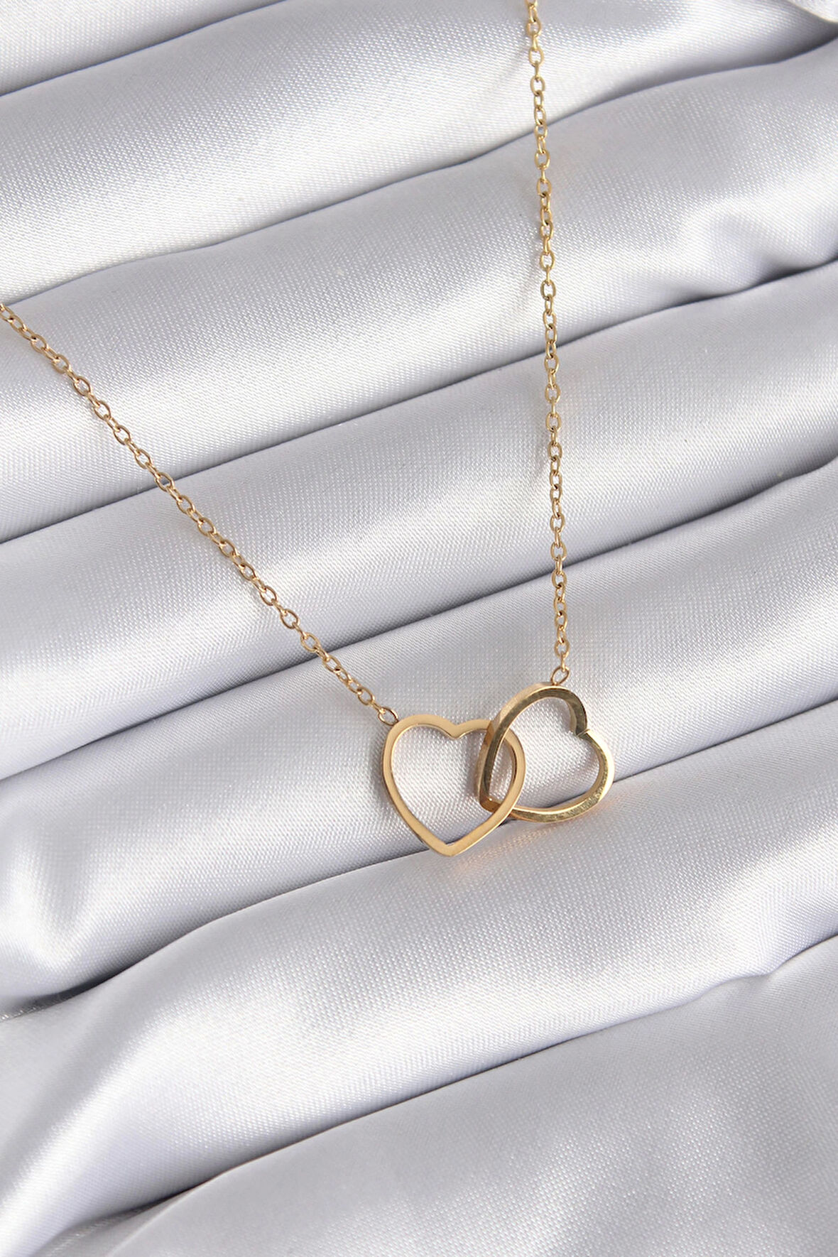 HediyeMarketim  Çelik Gold Renk Geçmeli Kalp Model Kadın Kolye