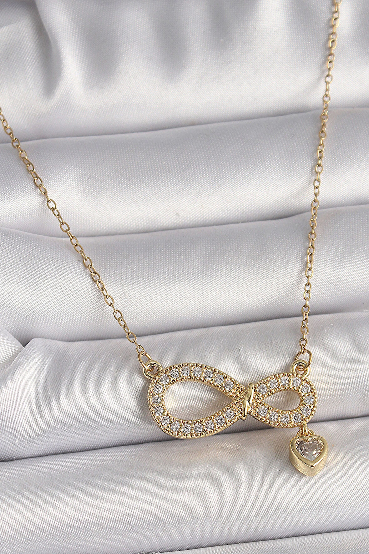 HediyeMarketim  Çelik Gold Renk Zincir Zirkon Taşlı Sonsuzluk Model Sallantı Taşlı Kalp Detay Kadın Kolye