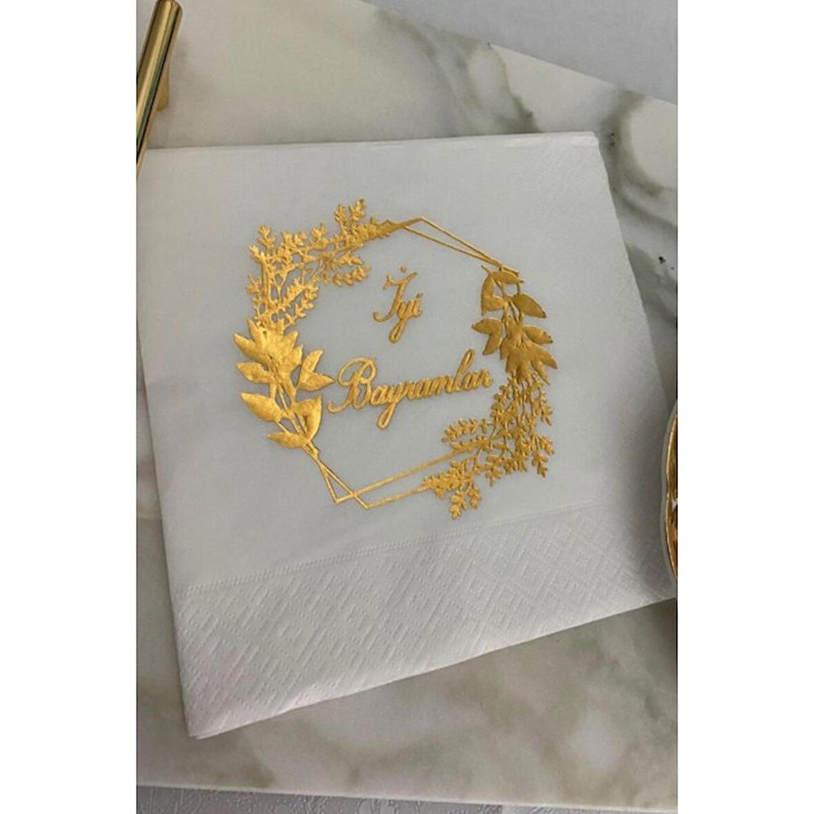 Gold Yaldızlı Beyaz İyi Bayramlar Peçete 33x33