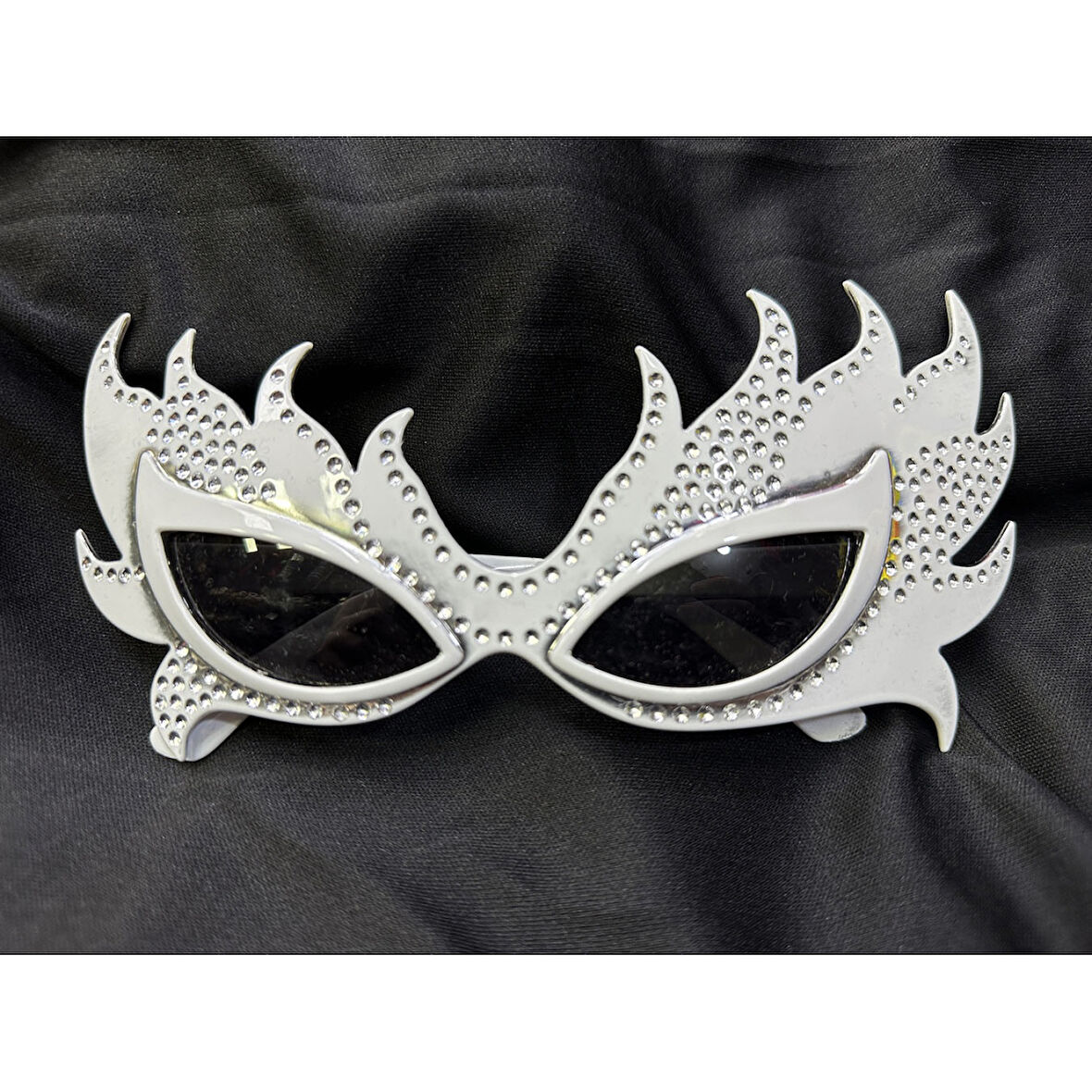 Taşlı Göz Kamaştıran Gecenin Yıldızı Beyaz Parti Alev Gözlük 