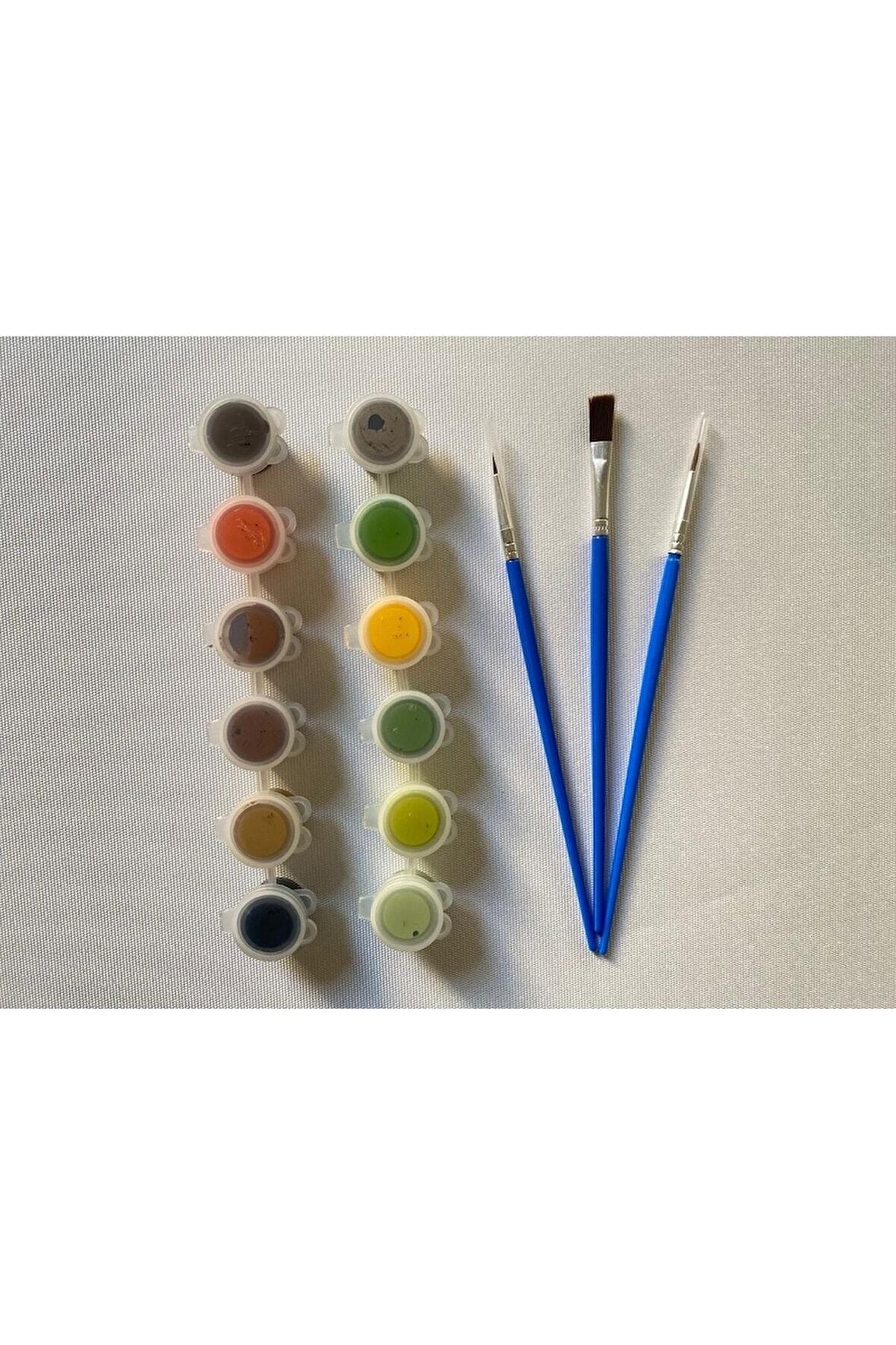 12’li Akrilik Boya Seti + 3’lü Fırça Seti