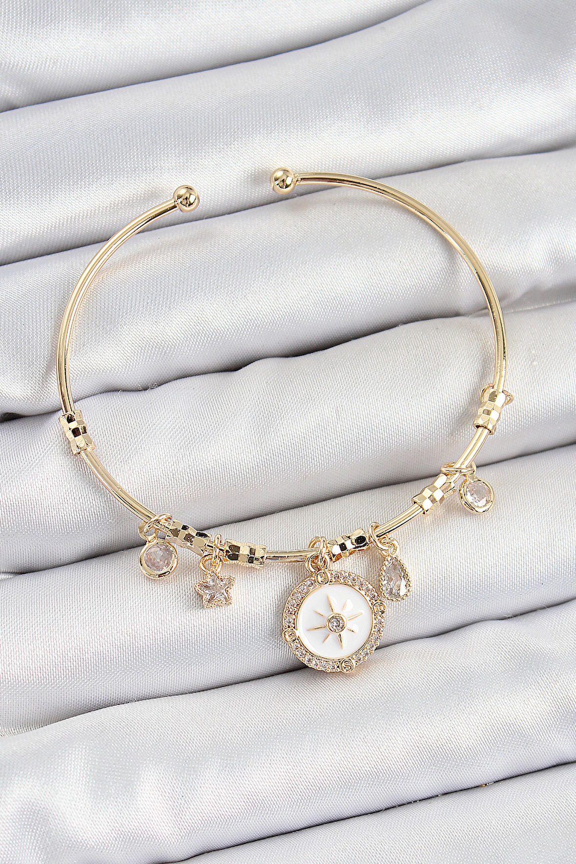 Pirinç Zirkon Taşlı Pusula Model Gold Renk Charm Bileklik - Lisinya