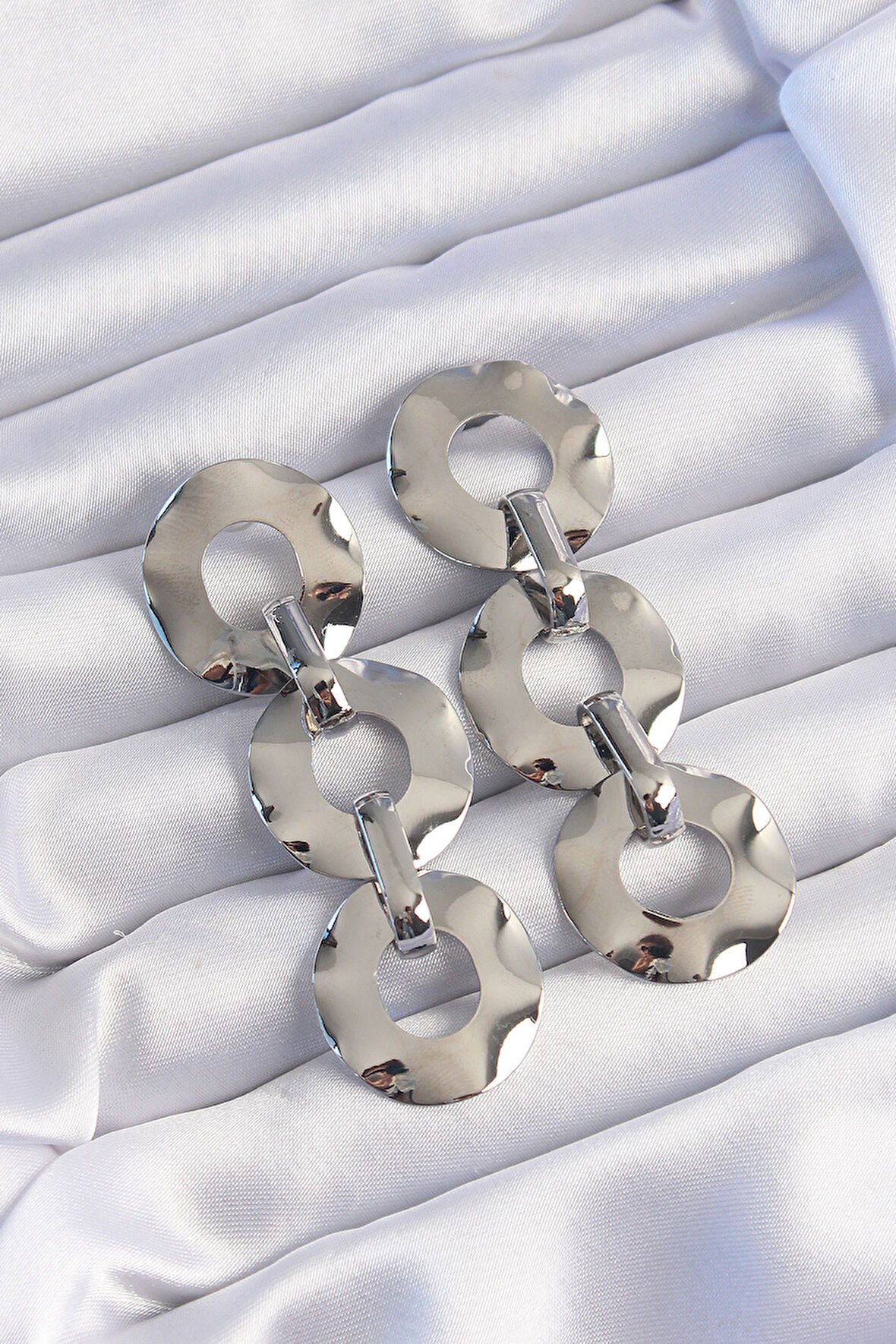 Pirinç Gümüş Renk Oval Ayna Model Sallantılı Küpe - Lisinya