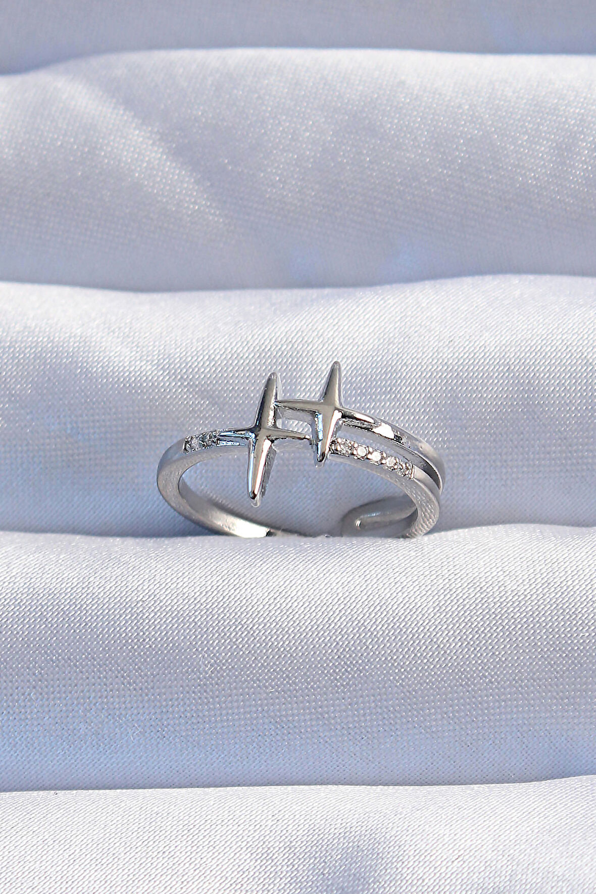 Pirinç Gümüş Renk Zirkon Taşlı 2li Görünüm Ayarlanabilir Yıldız Model Yüzük - Lisinya