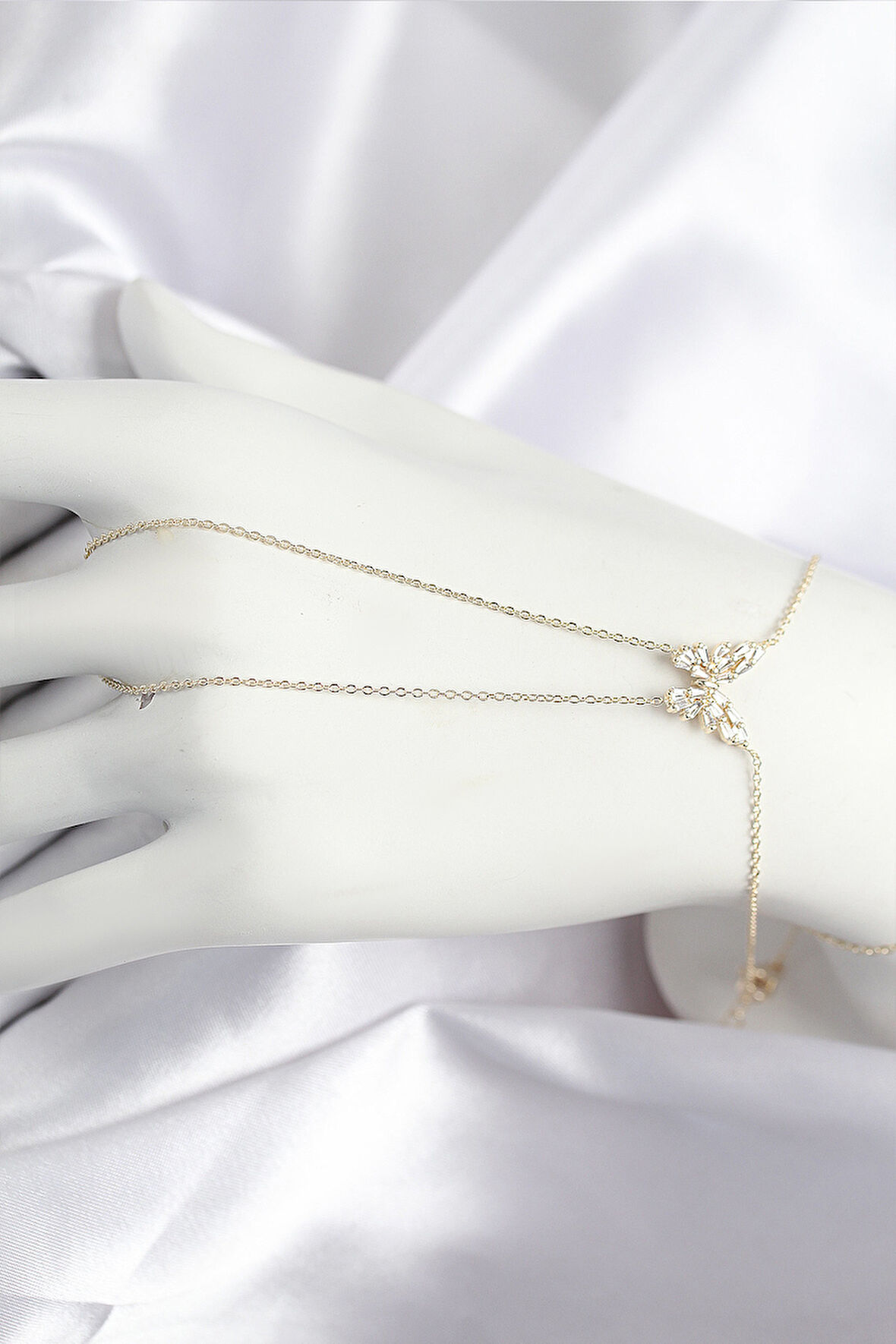 Pirinç Zirkon Taşlı Kelebek Model Gold Renk Şahmeran - Lisinya