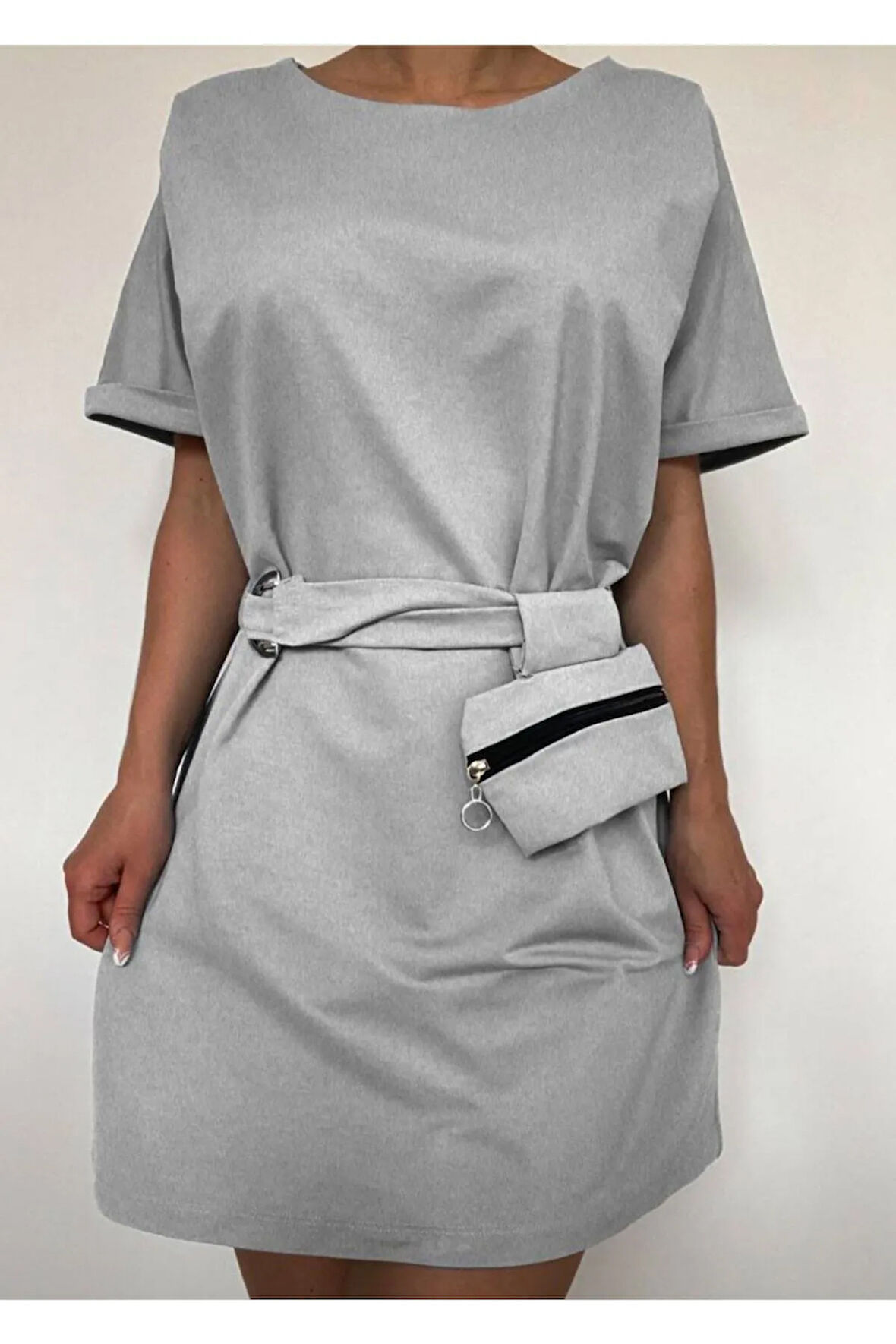 Belden Çantalı Elbise Gri