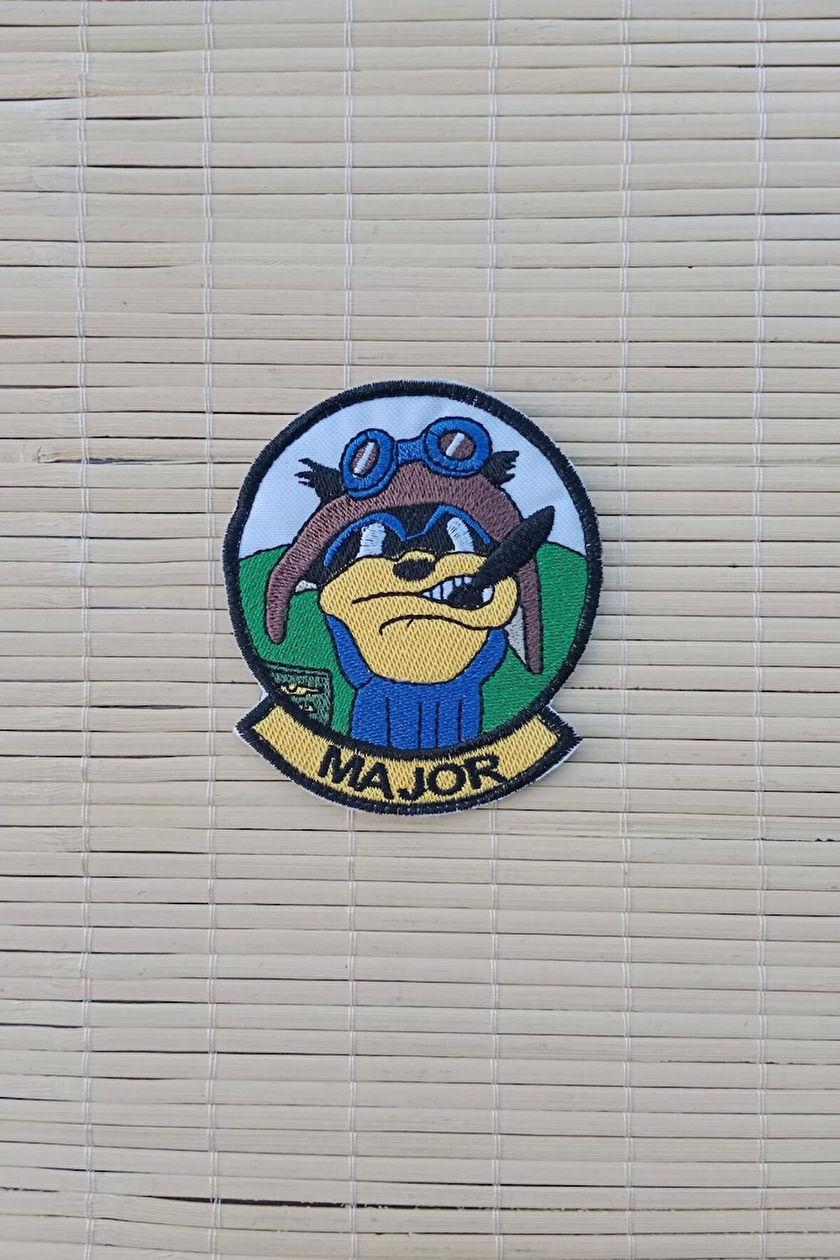 major yazili siluetli nakis islemeli arma patch pec