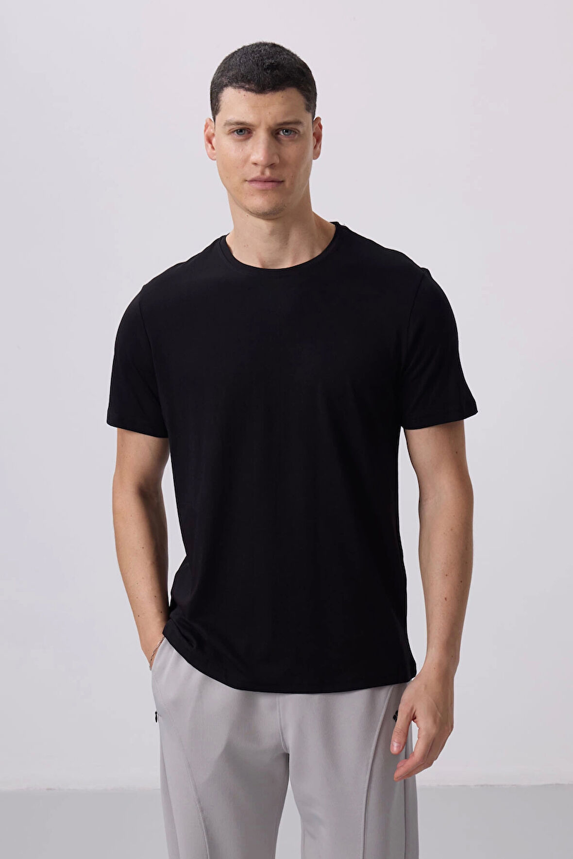 Tommy Life Siyah Erkek Basic Kısa Kol Standart Kalıp O Yaka T-shirt 87911