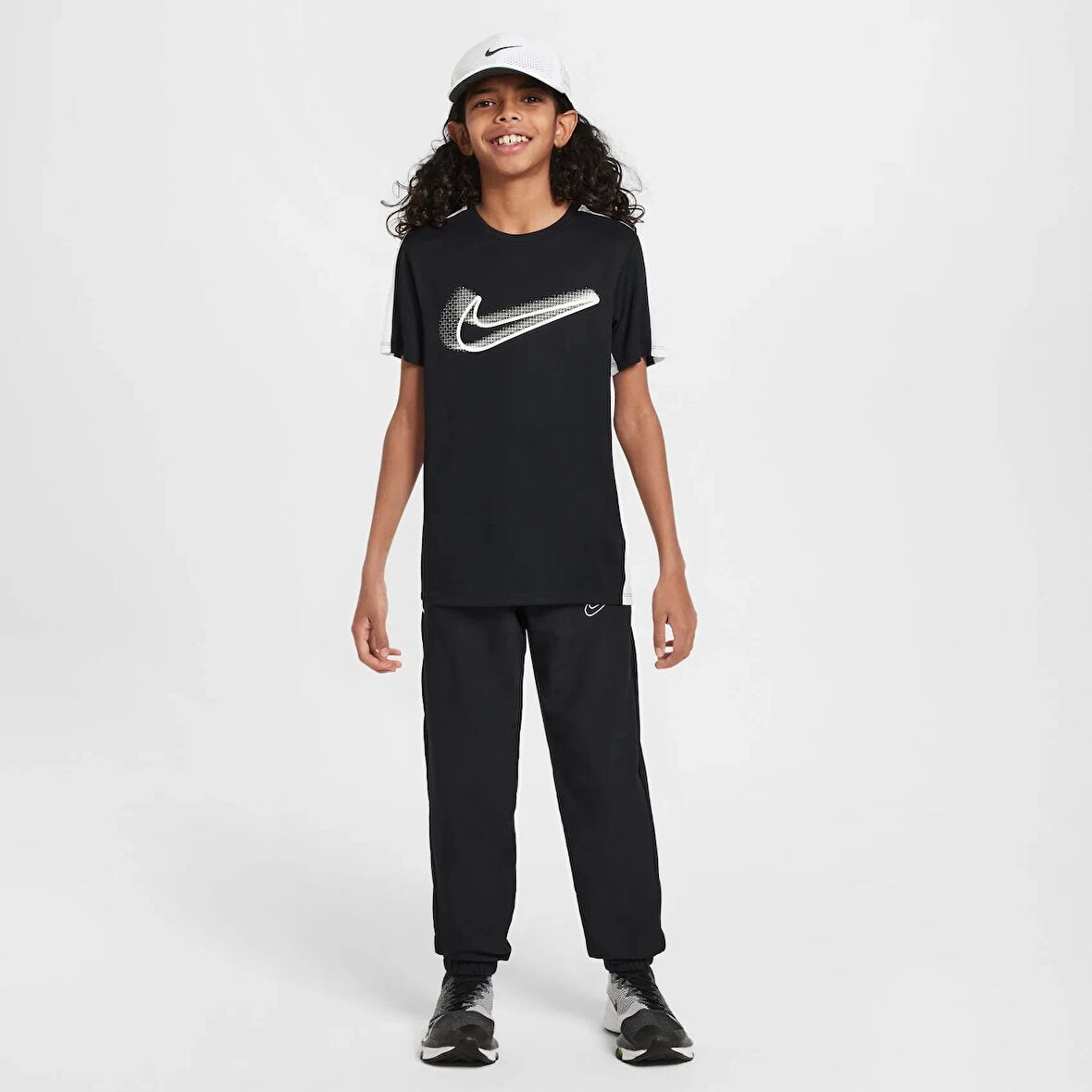 Nike Dri-FIT Academy 25 Track Pant Çocuk Siyah Eşofman Altı HJ3711-010