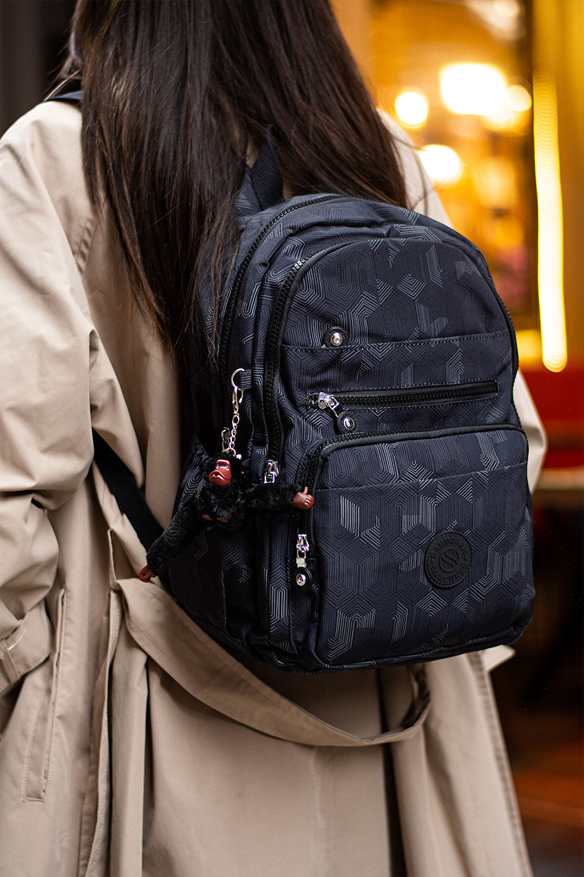 Çok Cepli Kadın Sırt Çantası Orta Boy Günlük HV3001 Siyah Desenli