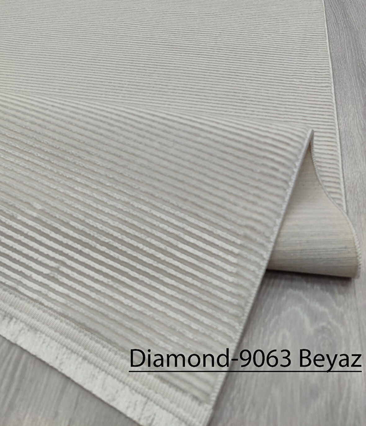 Decoser Diamond Koleksiyonu Dokuma Halı DH9063 Beyaz