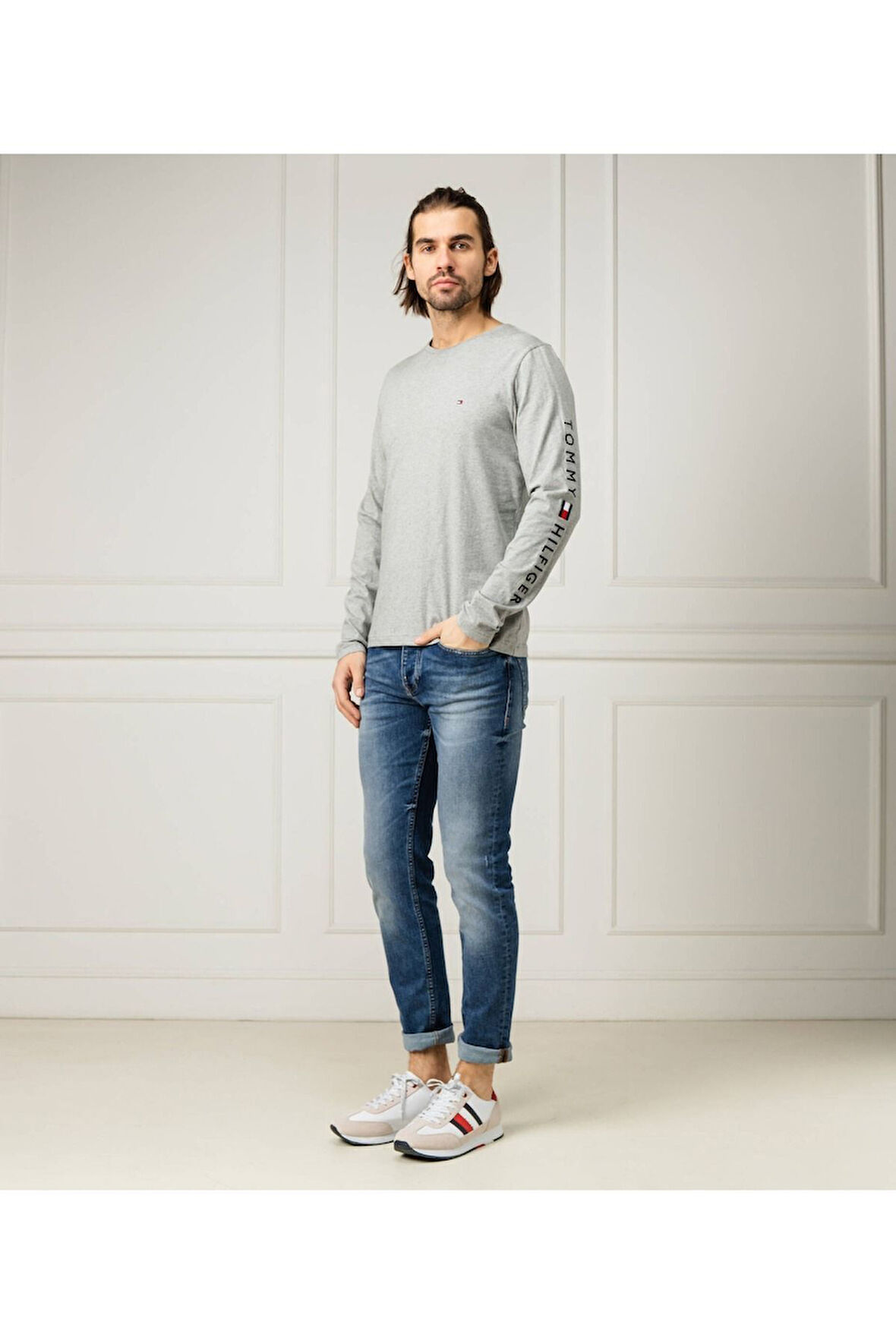 Uzun Kollu Logo Regular Fit