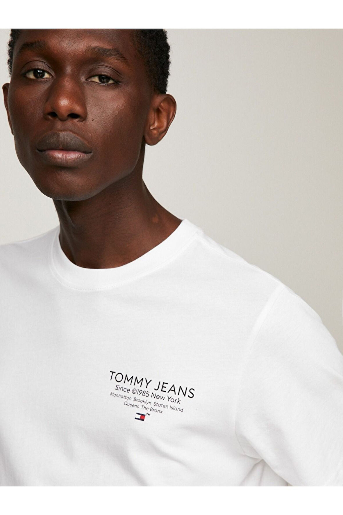 Essential Slim Fit Logo Grafikli Tişört