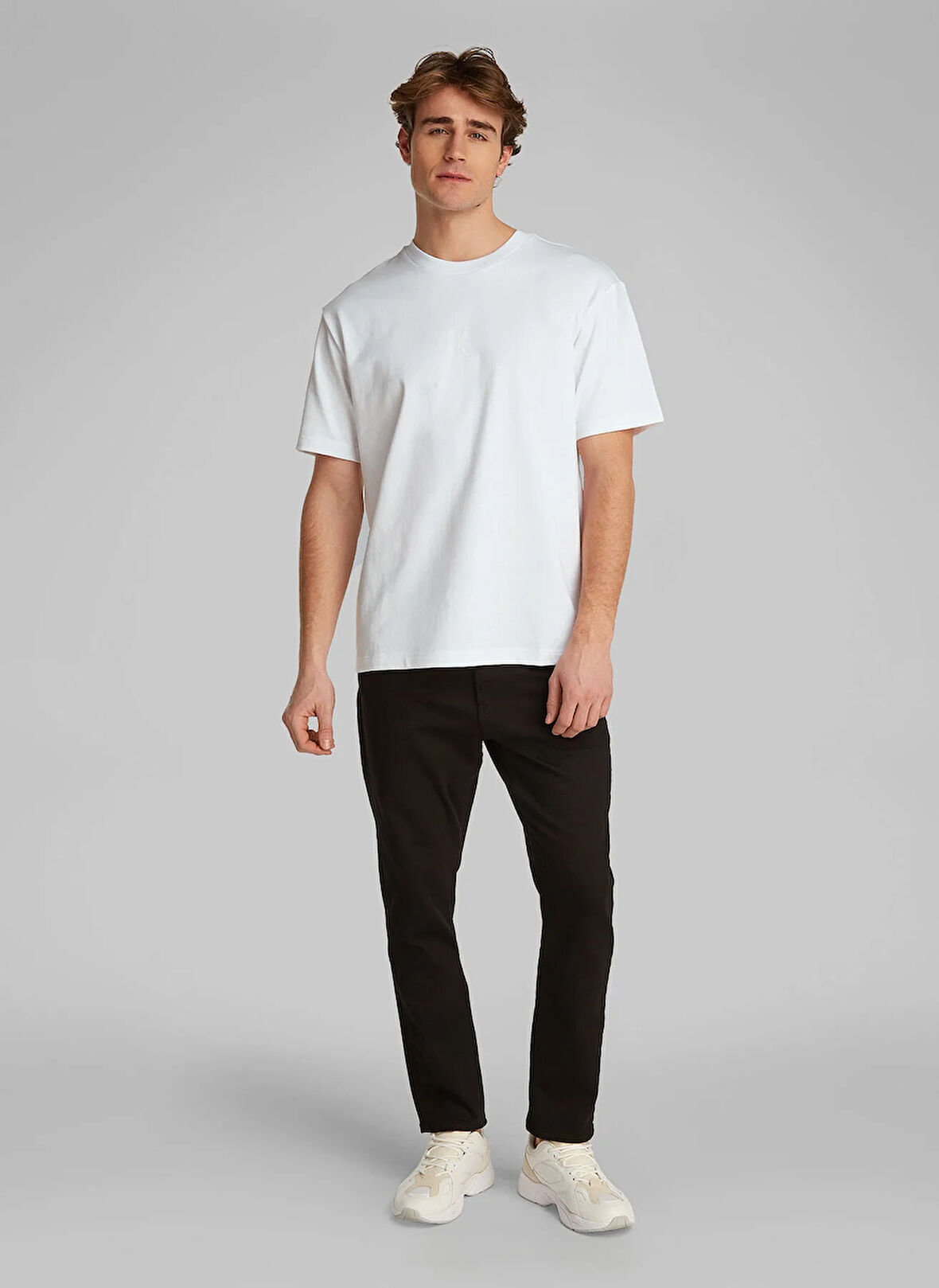 Calvin Klein Jeans Beyaz Erkek T-Shirt LV04RAB812YAA SS REL LIQUID CK MONO