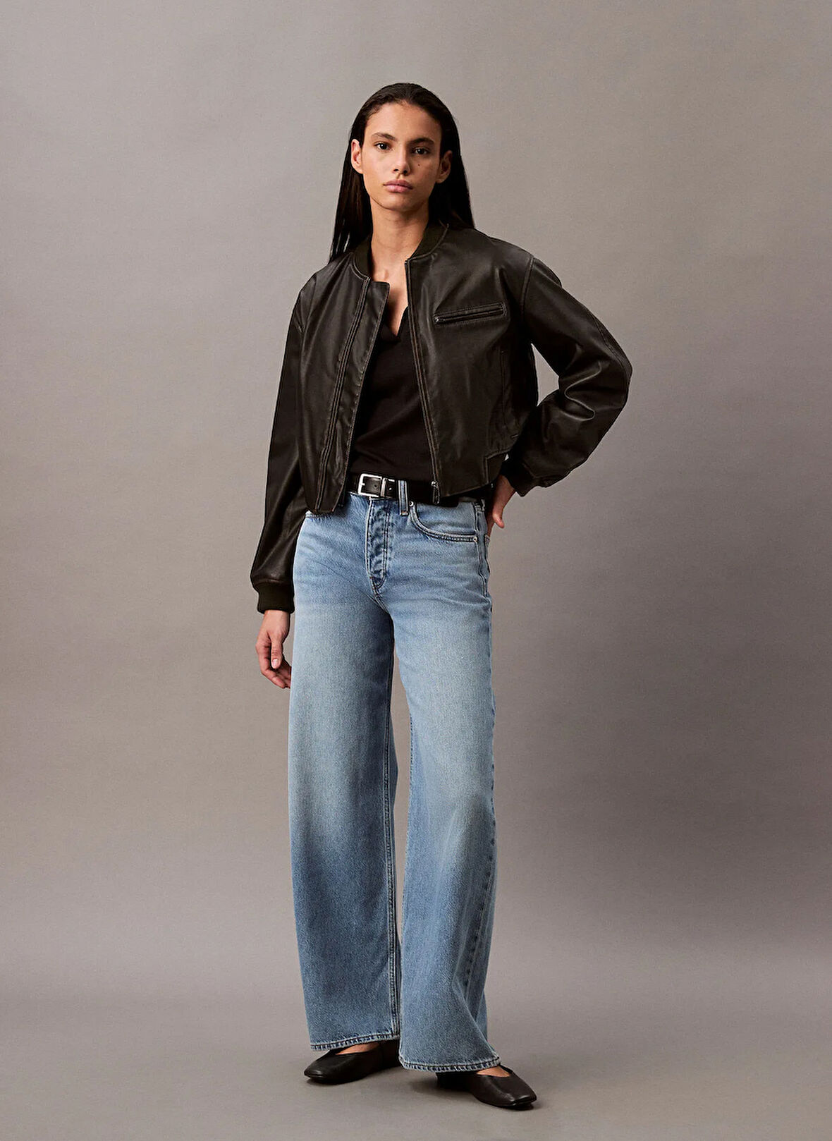 Calvin Klein Gömlek Yaka Düz Siyah Kadın Bluz LV044B208GUB1
