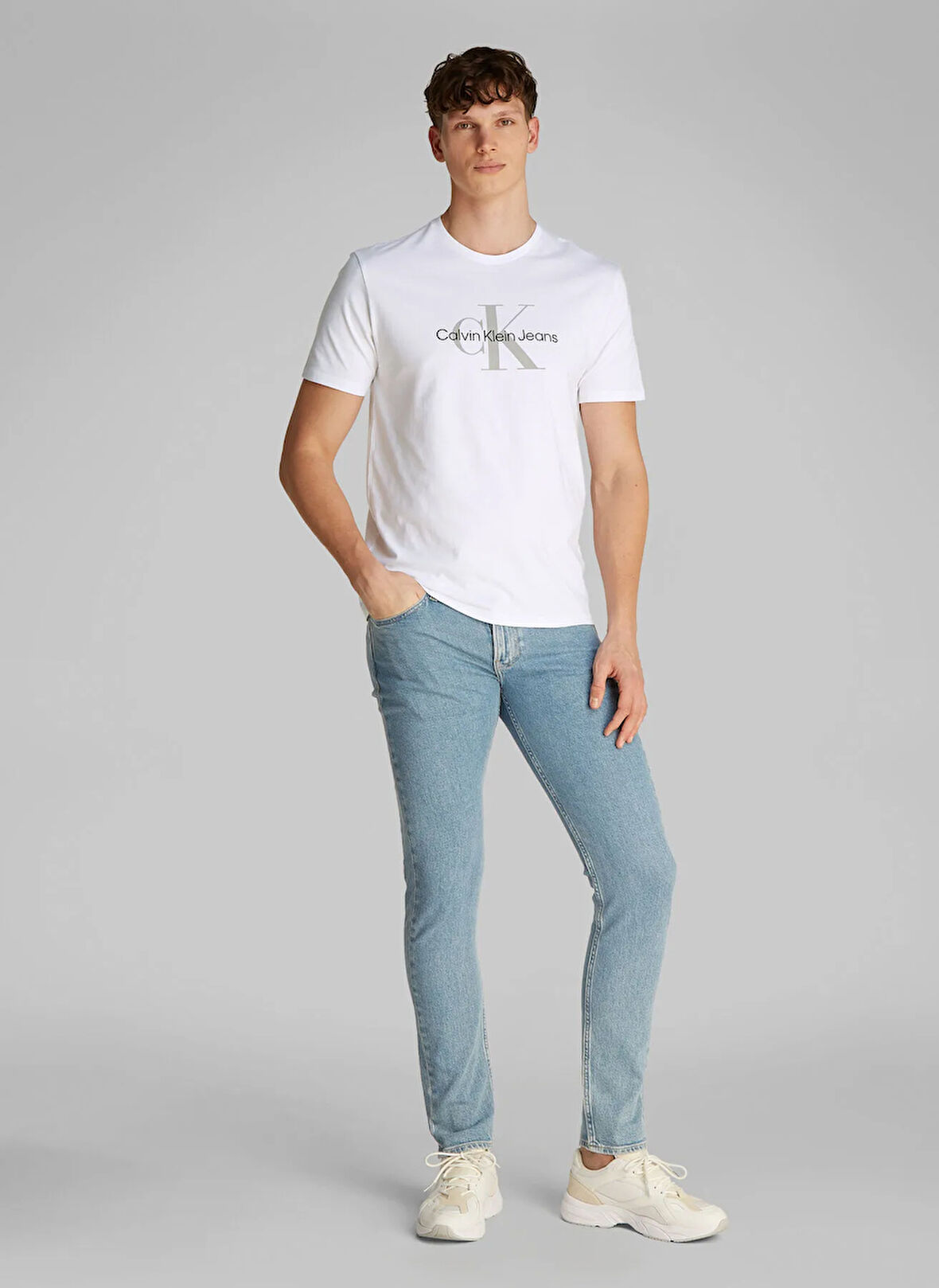 Calvin Klein Jeans Beyaz Erkek T-Shirt LV040EM286YAA SS HERO MONOLOGO 30S