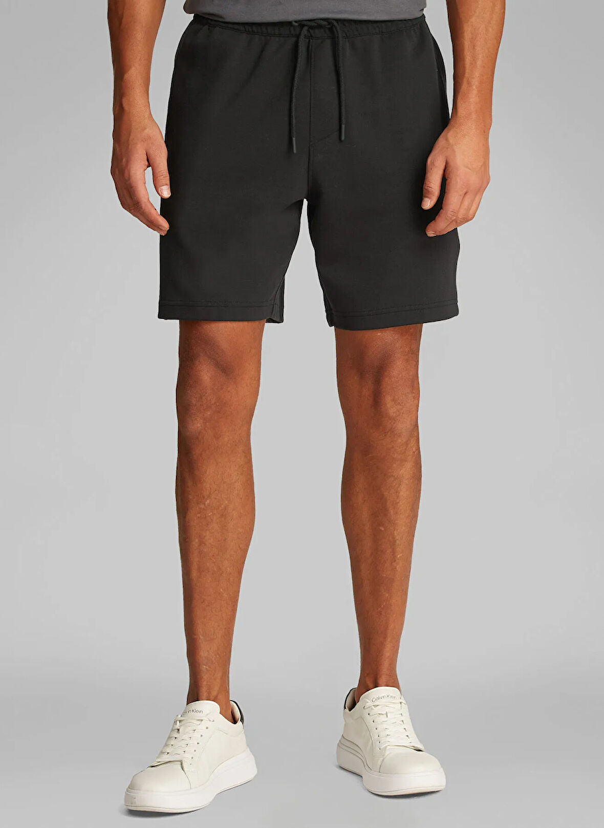 Calvin Klein Jeans Siyah Erkek Sweat Şort J30J327246BEH LOGO TAPE SHORT