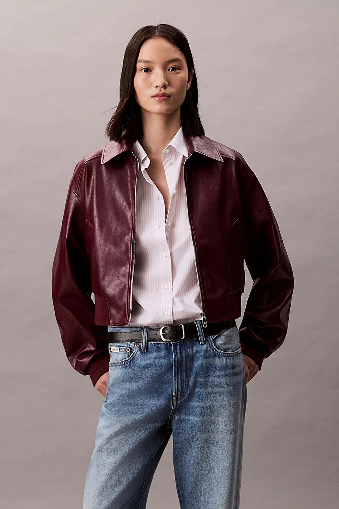 Calvin Klein Jeans Kısa Kesim Kırışık Suni Deri Kadın Ceket LV047C518G-VLP