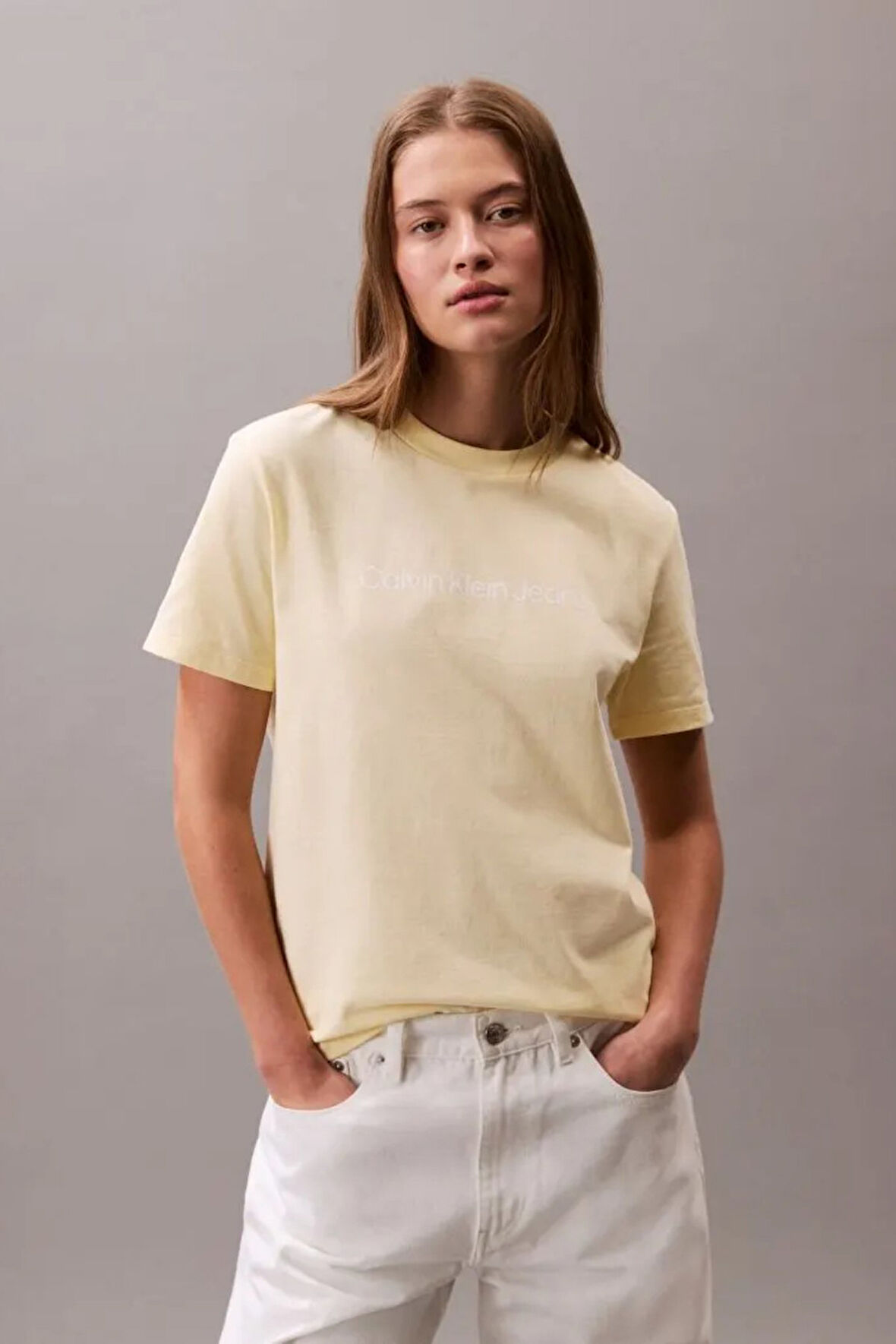 Calvin Klein Kadın Tişört-LV047C912G