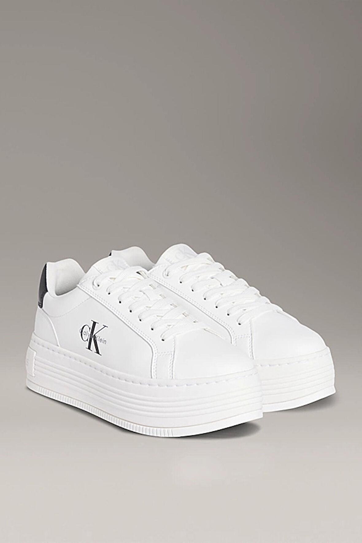 Kadın Kalın Platform Tabanlı Sneaker - Beyaz/Siyah | 39