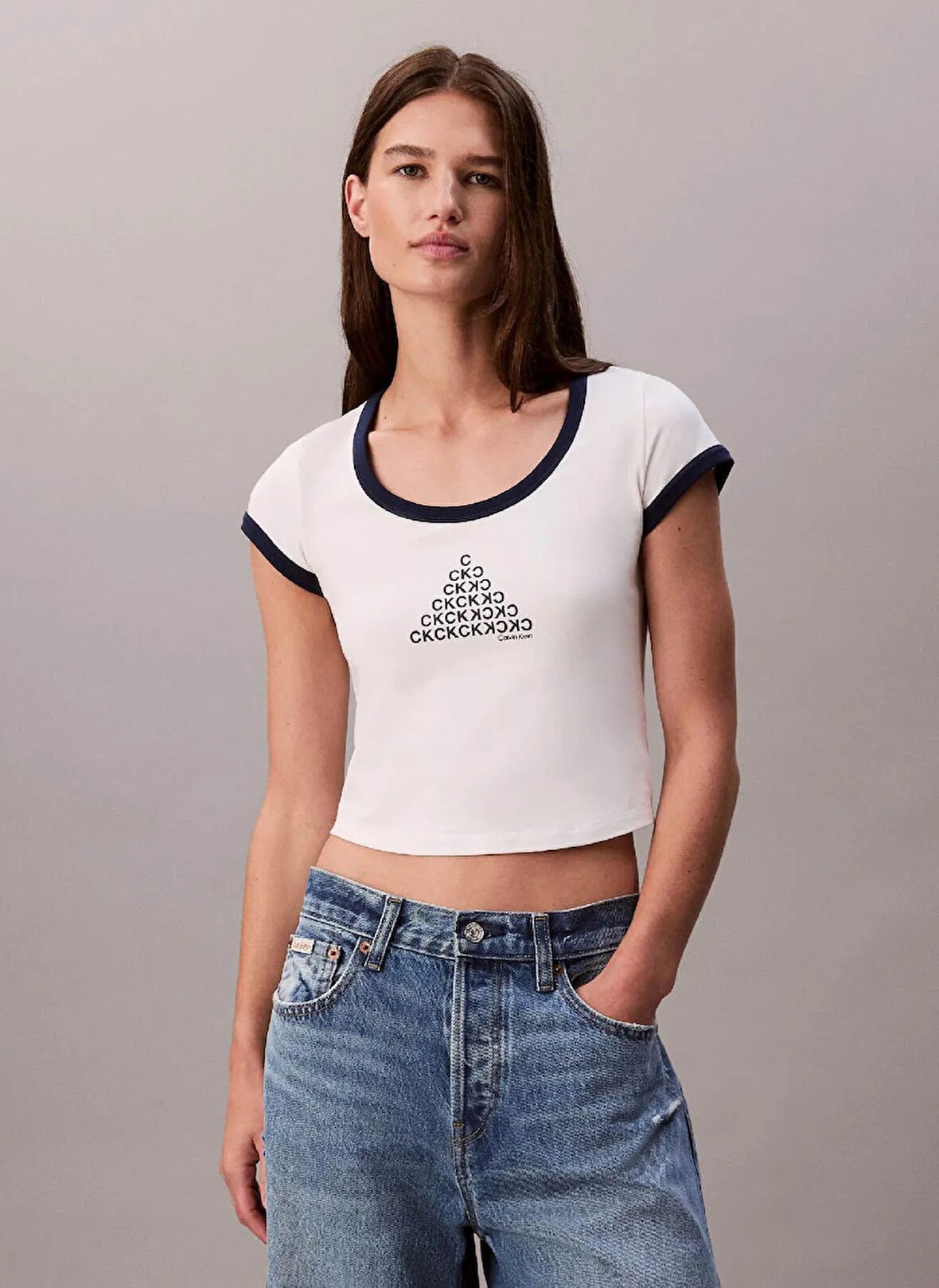 Calvin Klein Jeans Yuvarlak Yaka Baskılı Beyaz Kadın T-Shirt LV047C258GYAS