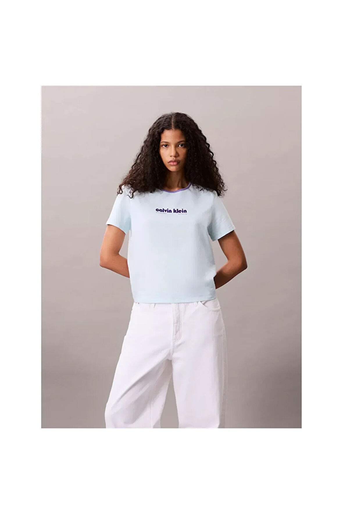 Calvin Klein Kadın Tişört-LV047C821G