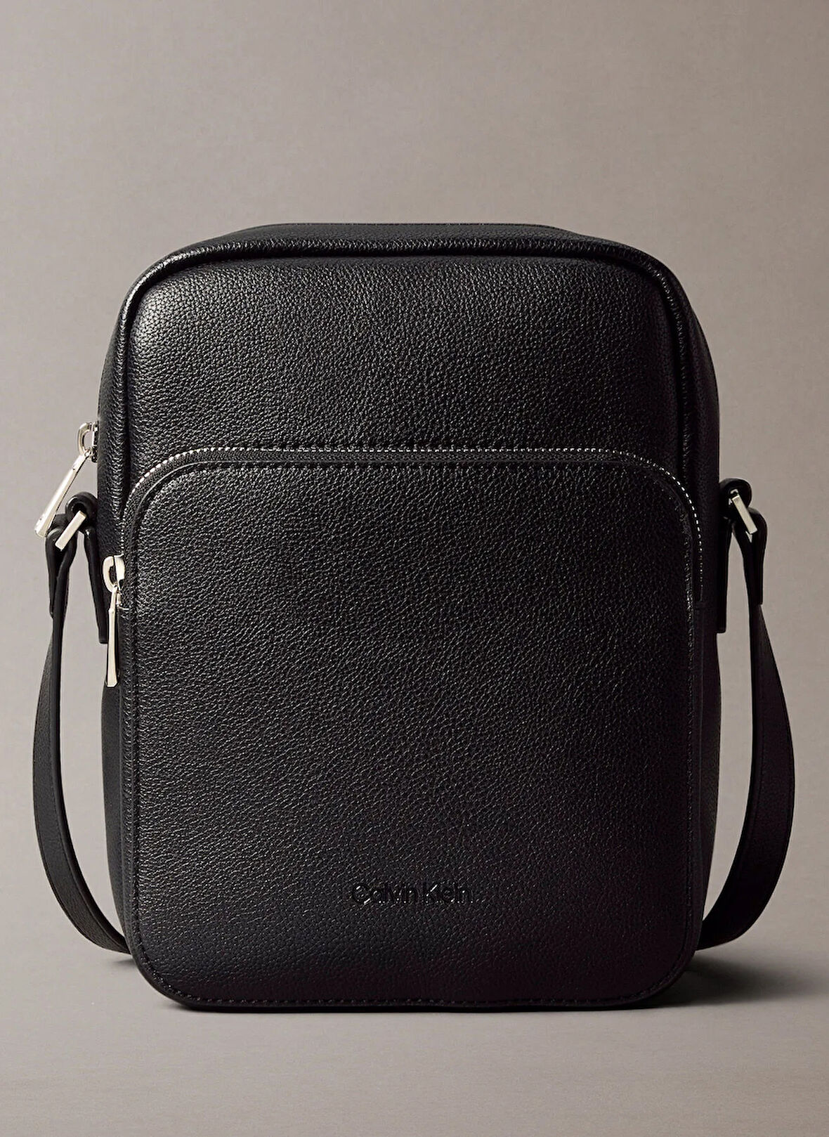 Calvin Klein Siyah Erkek Çapraz Çanta MICRO PEBBLE CROSSBODY S