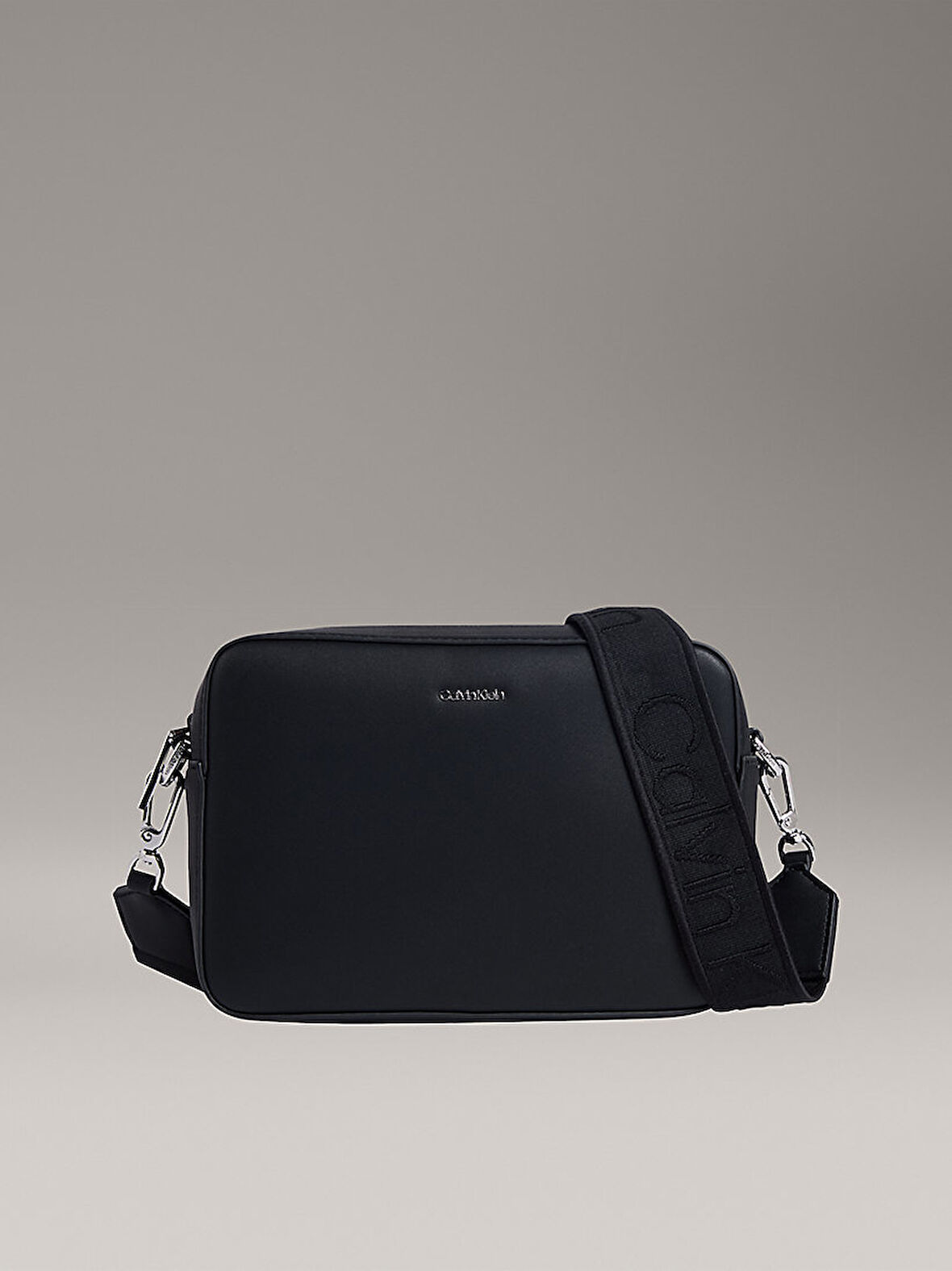 Calvin Klein Kadın Çapraz Çanta LV04F3097GUB1