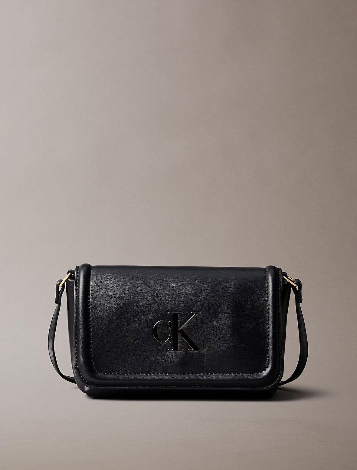 Calvin Klein Kadın Çapraz Çanta LV04F1027GUB1