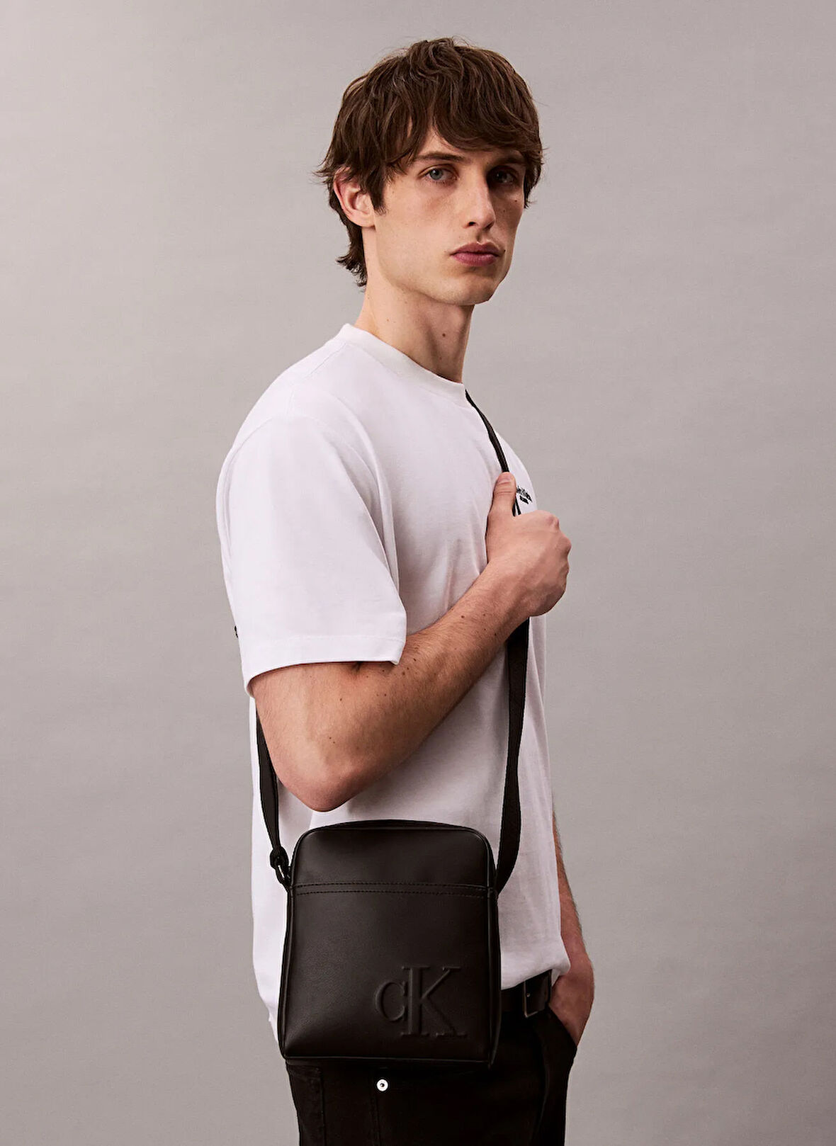 Calvin Klein Siyah Erkek Postacı Çantası BOLD CK REPORTER