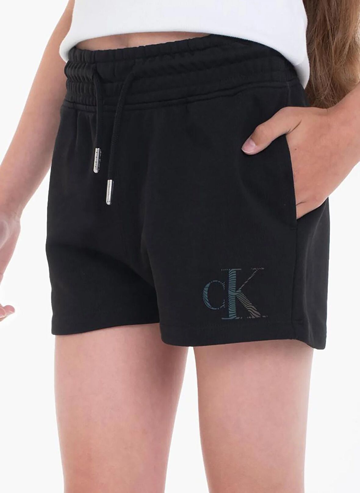 Calvin Klein Normal Siyah Kız Çocuk Şort IRIDESCENT CK LOGO SHORTS