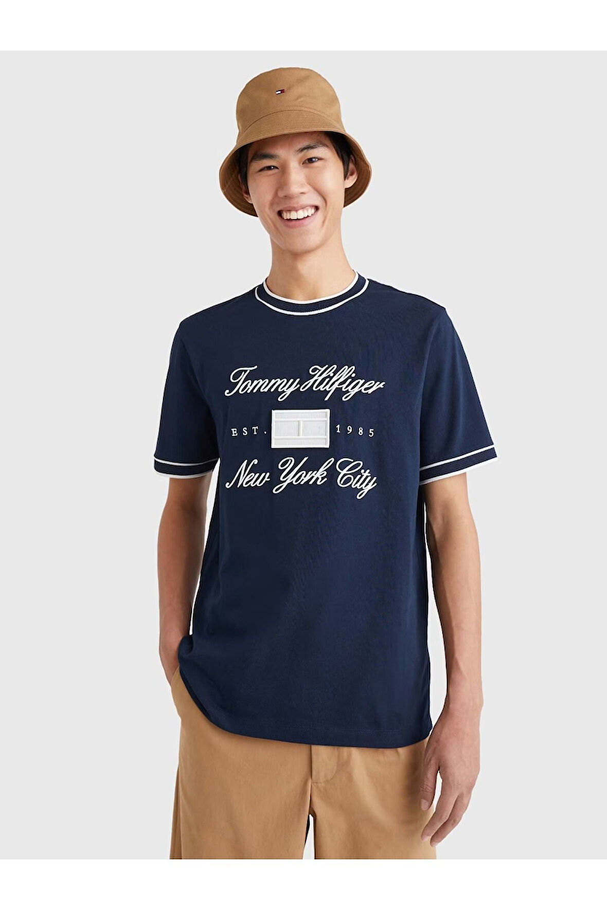 İşlemeli Script NYC Logolu Tişört