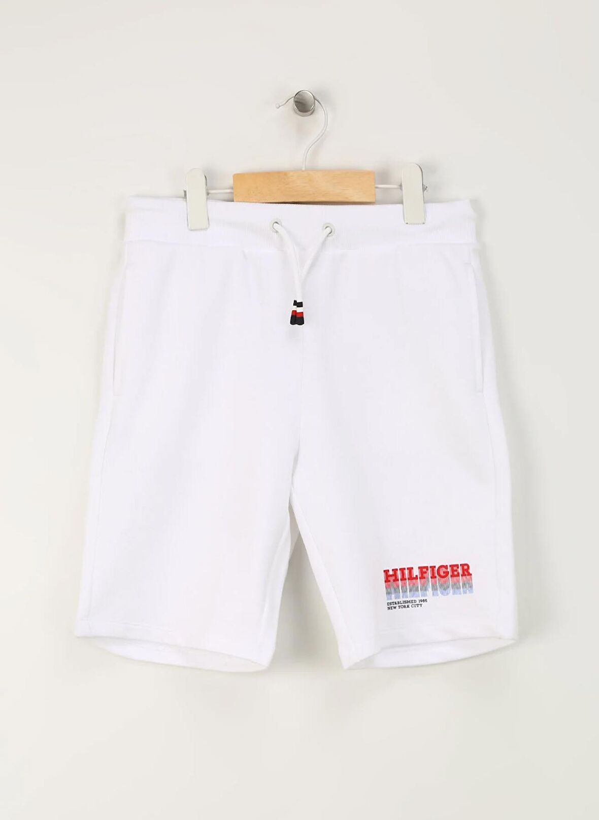 Tommy Hilfiger Lastikli Bel Normal Beyaz Erkek Çocuk Şort FADE HILFIGER SWEATSHORTS