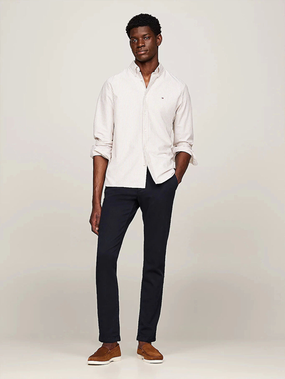 Tommy Hilfiger CHINO BLEECKER STRUCTURE GMD Erkek Lacivert Pantolon MW0MW35636DW5