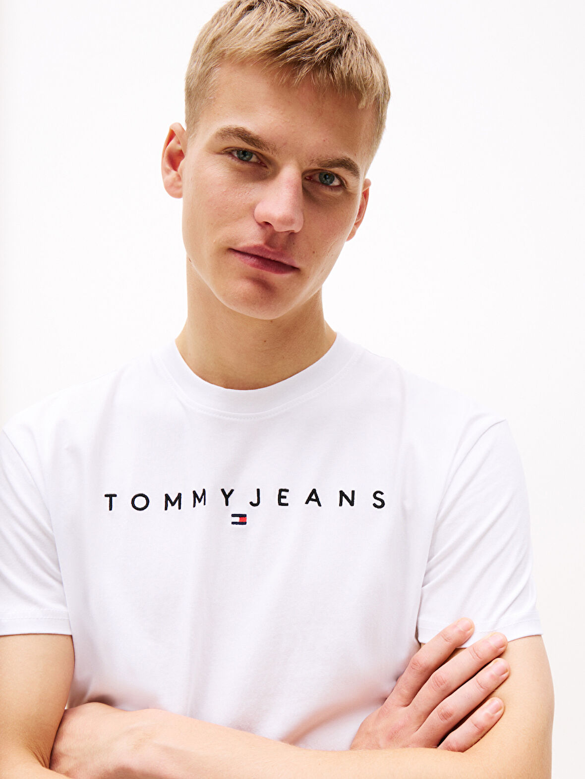 TOMMY HILFIGER TJM REG LINEAR LOGO TEE EXT T-Shirt