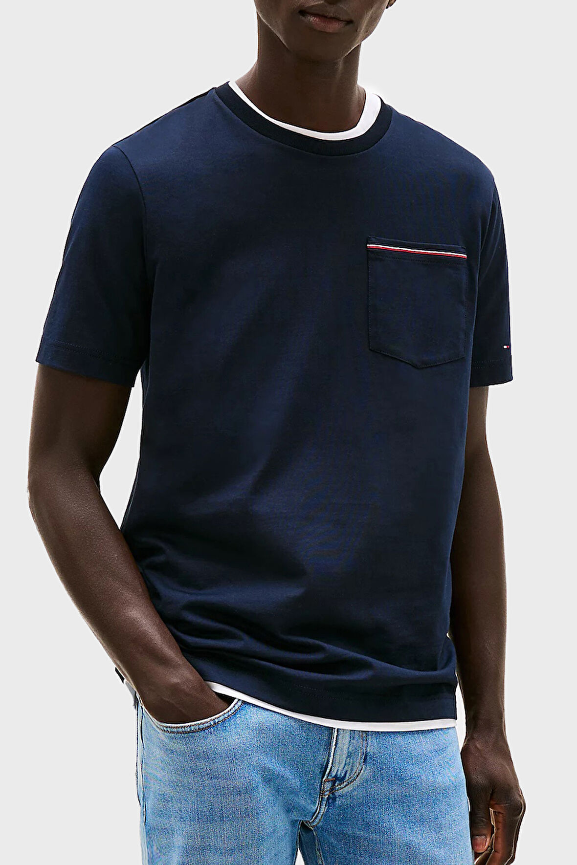 Tommy Hilfiger Erkek T Shirt MW0MW37452 DW5
