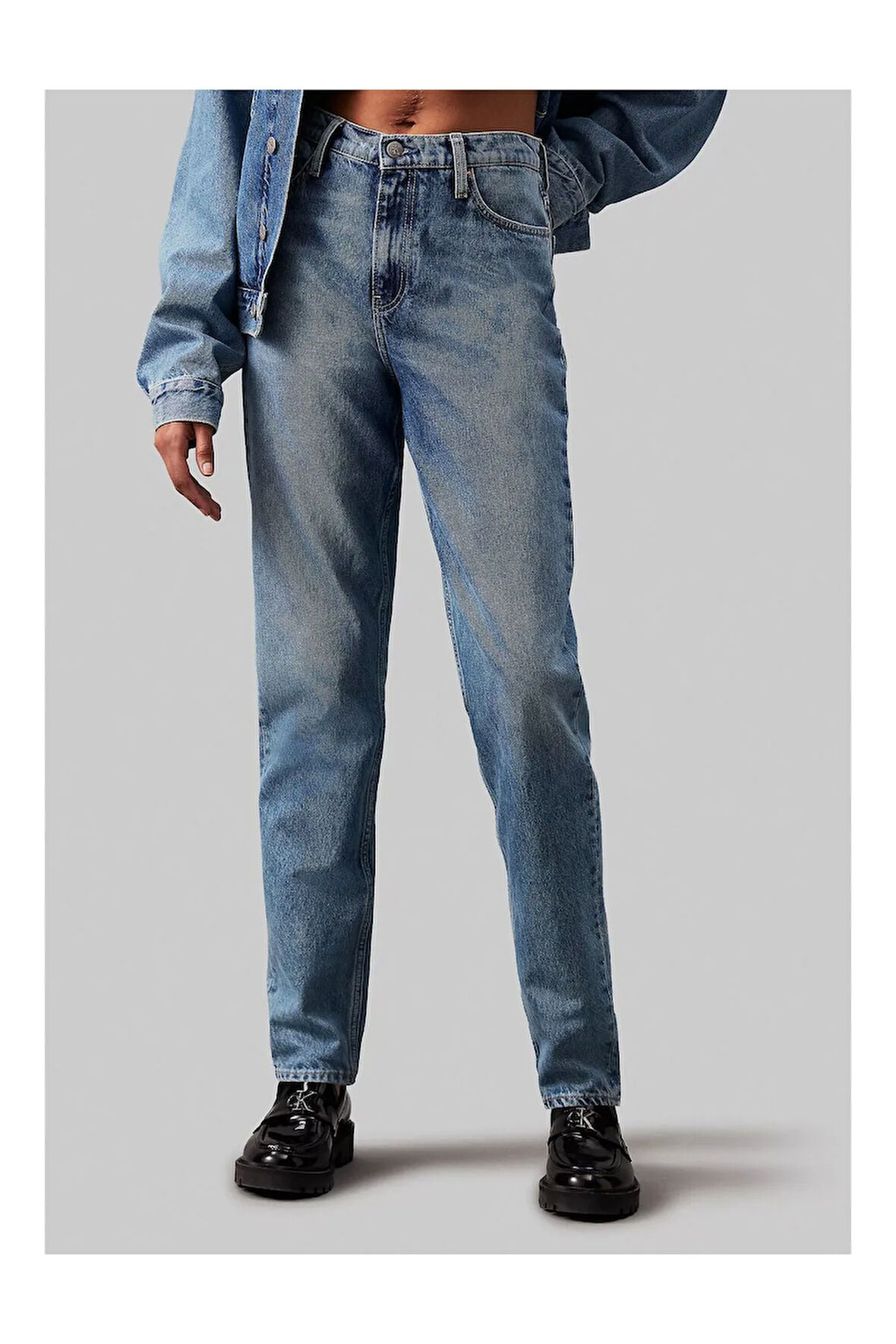 Calvin Klein Kadın Jean-J20J223655