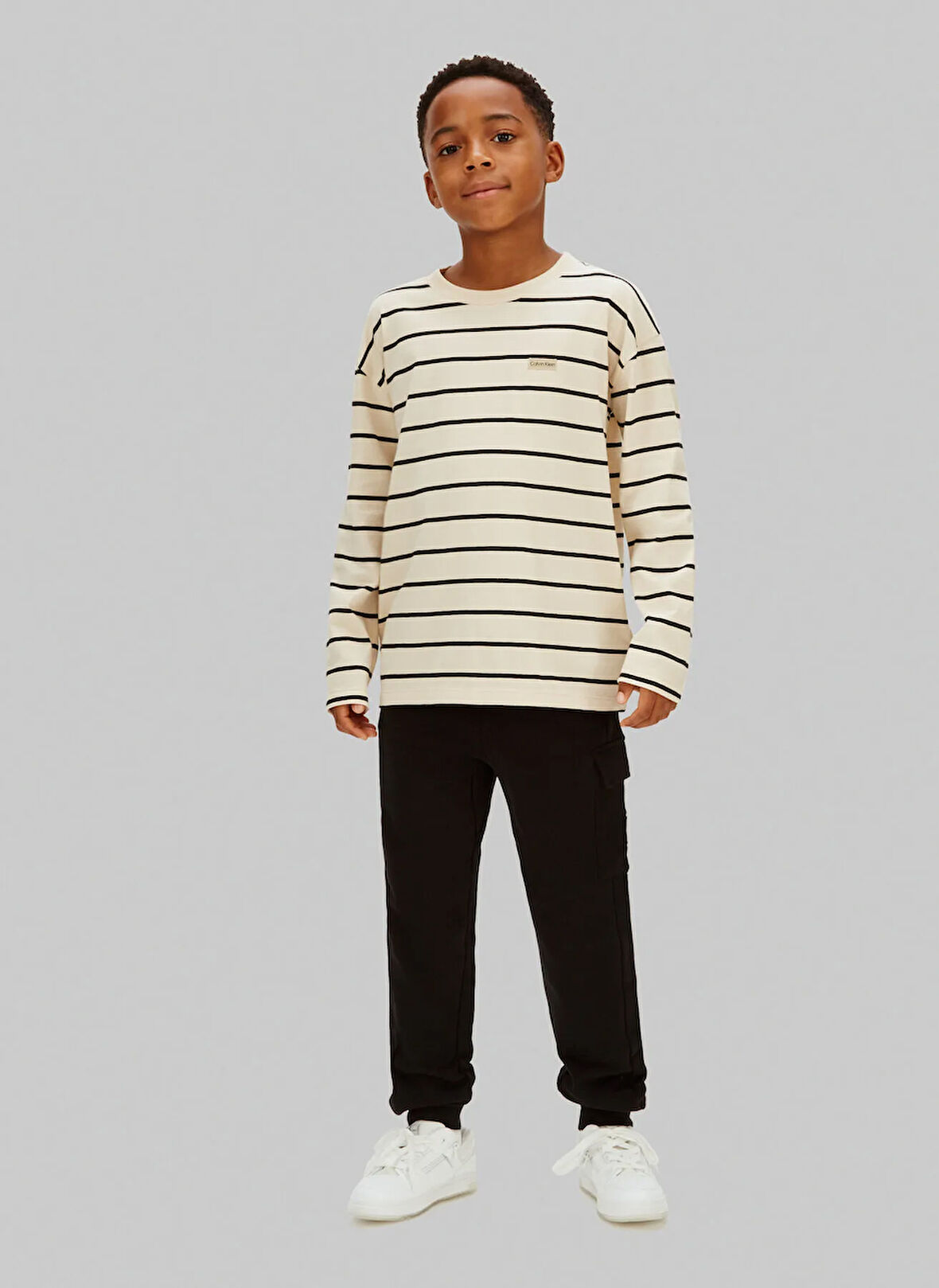 Calvin Klein Lastikli Paça Siyah Erkek Çocuk Eşofman Altı IB0IB02199BEH